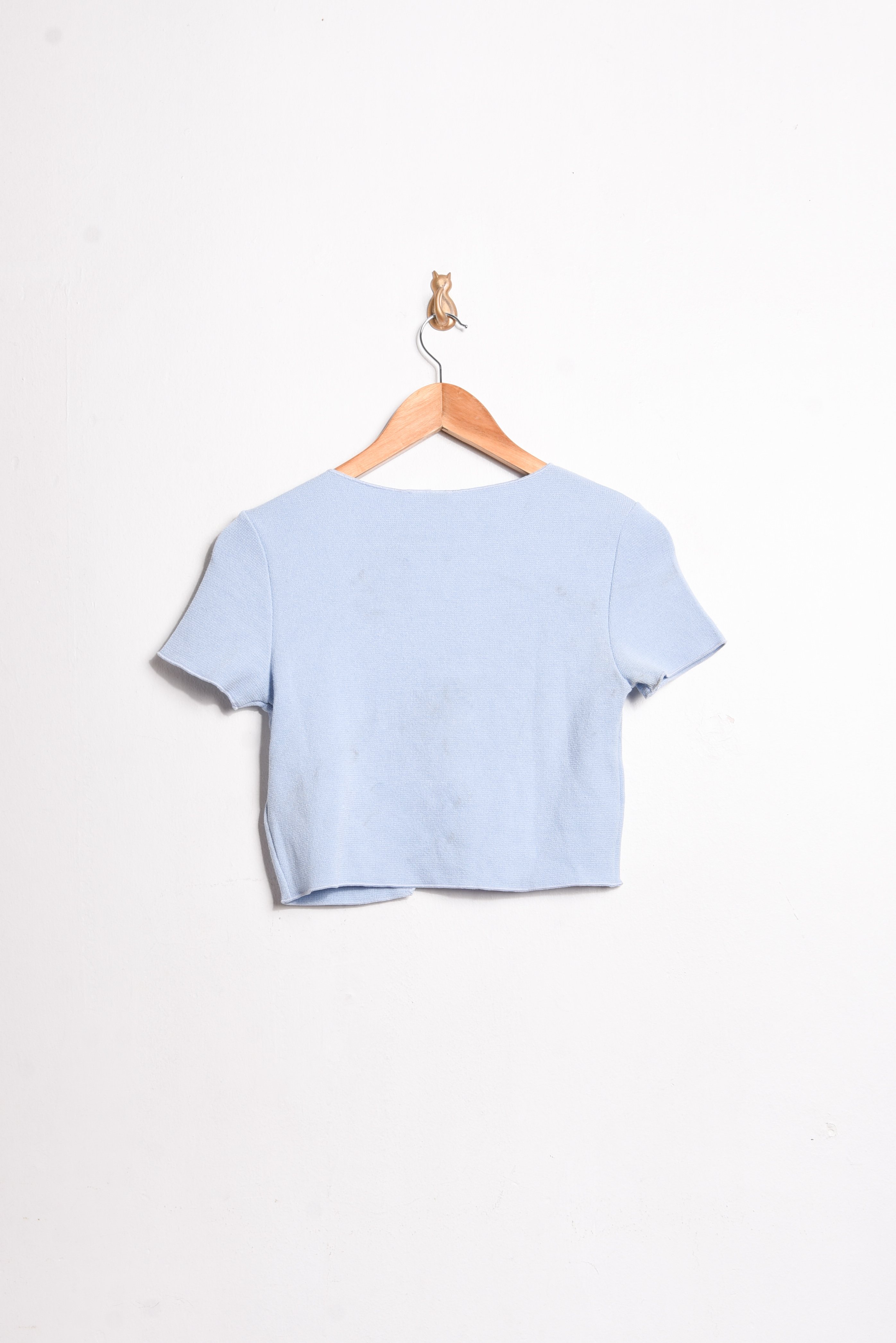 Croptop celeste cut out