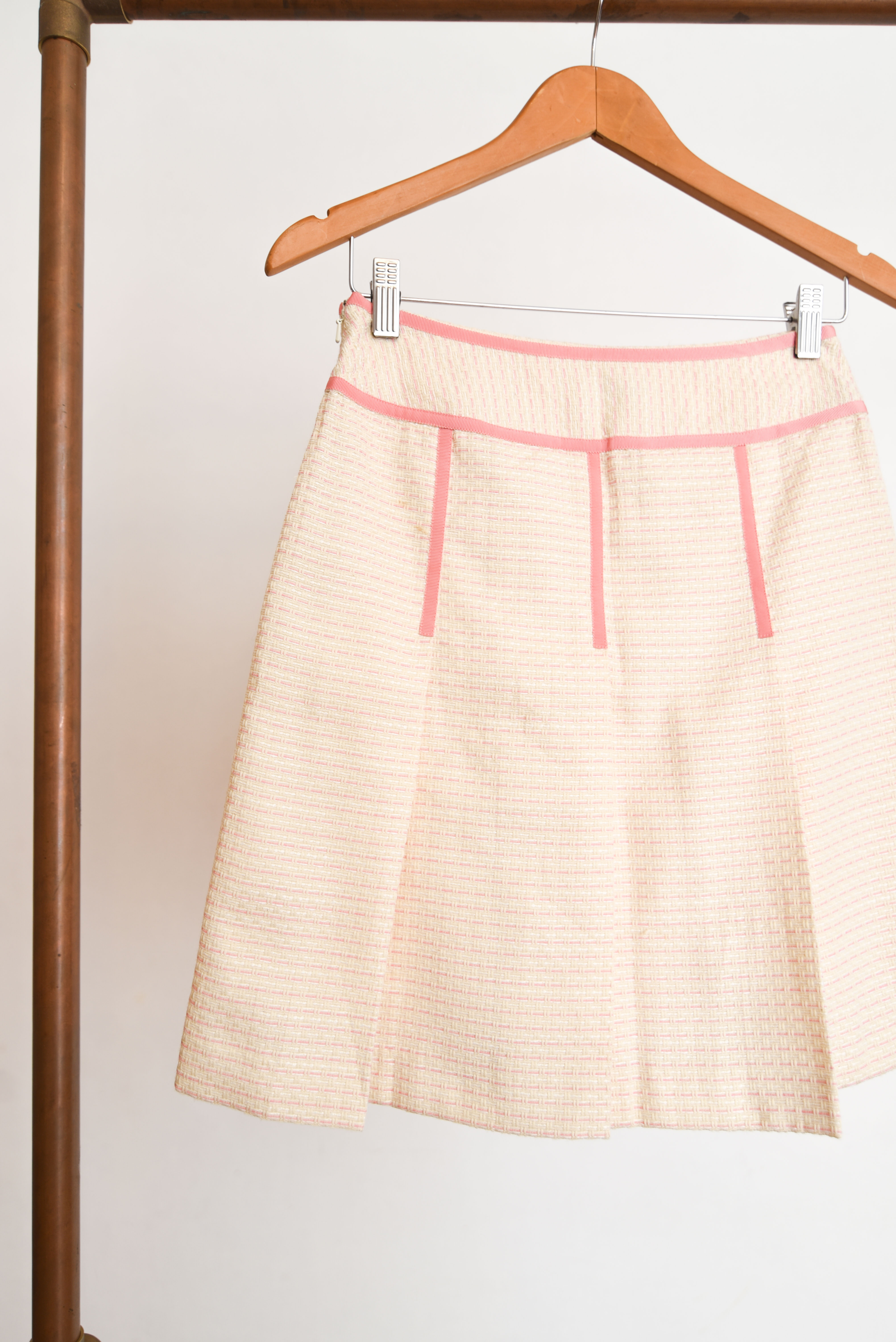 Falda marfil tablas coquette