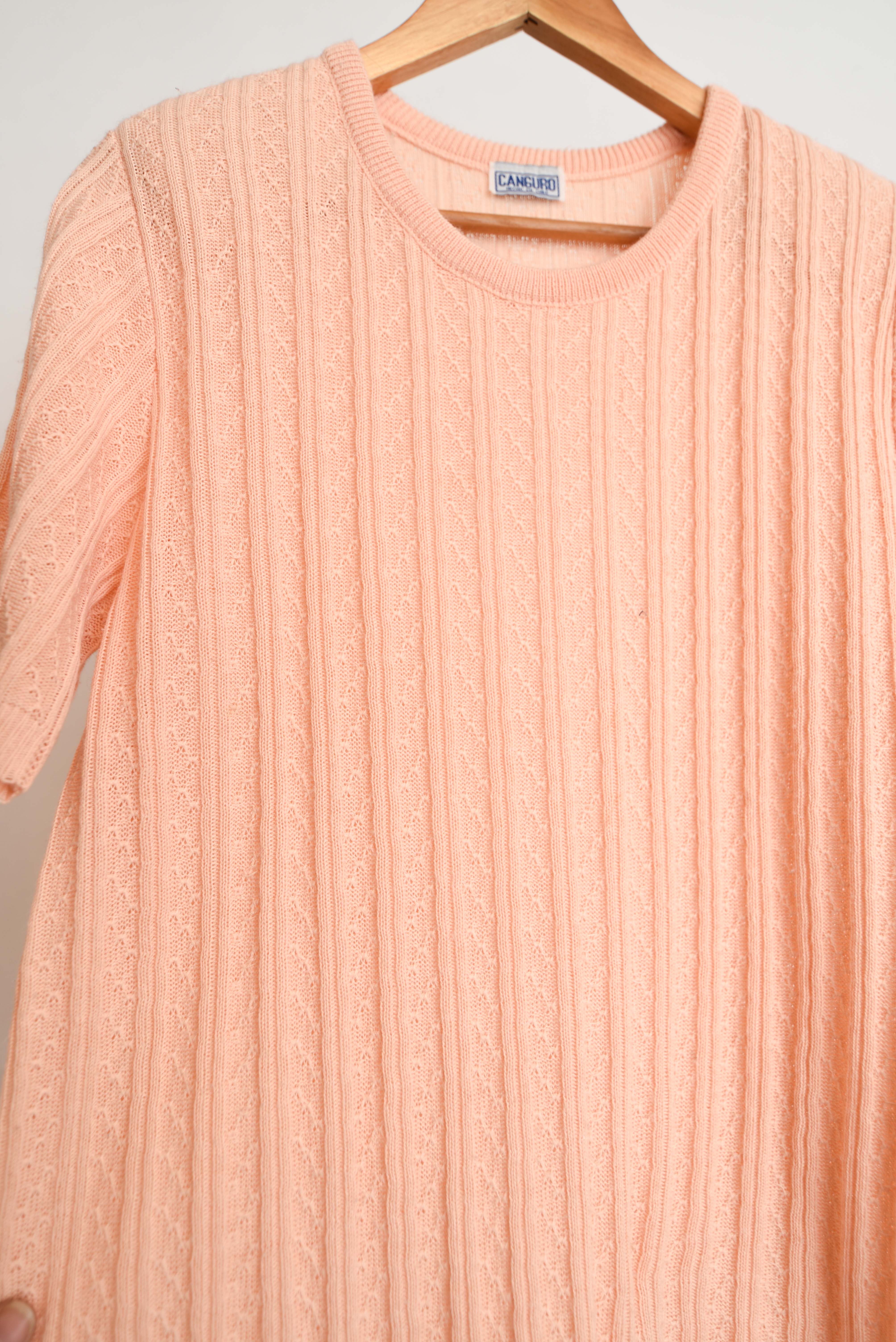 Top peach vintage made in Chile