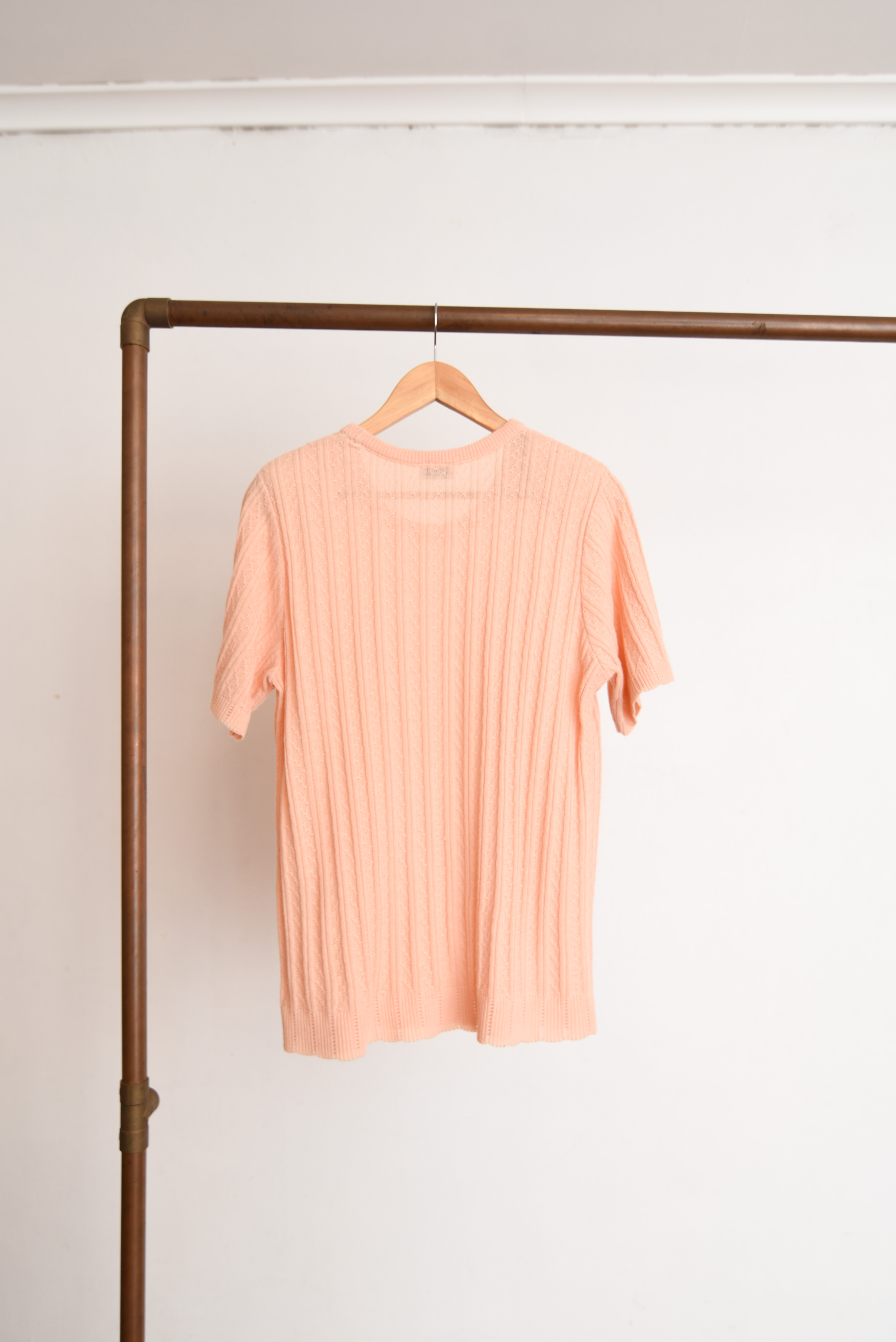 Top peach vintage made in Chile
