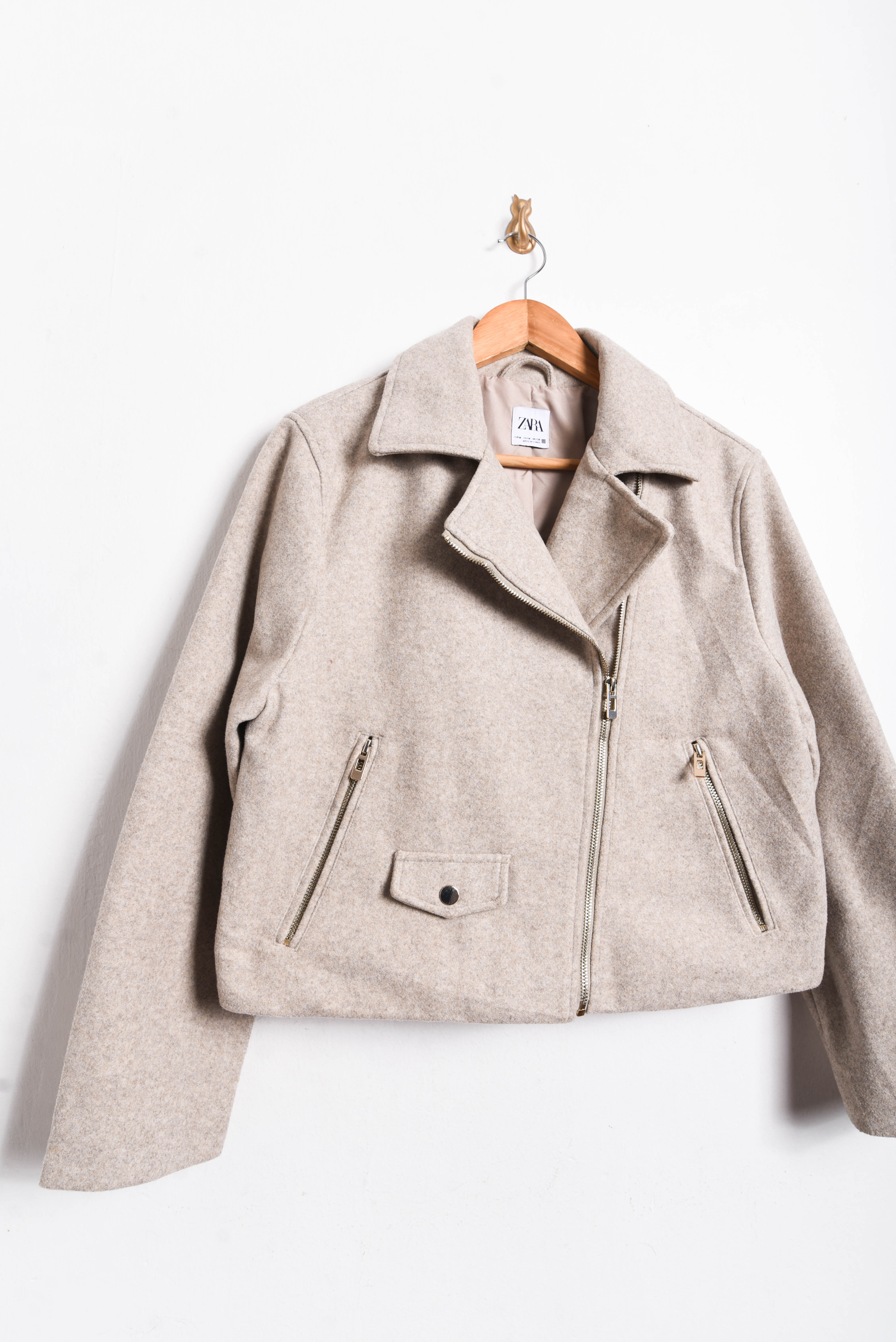 Chaqueta beige biker 