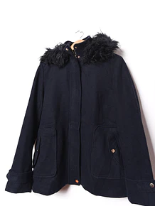 Chaqueta azul navy capucha furry