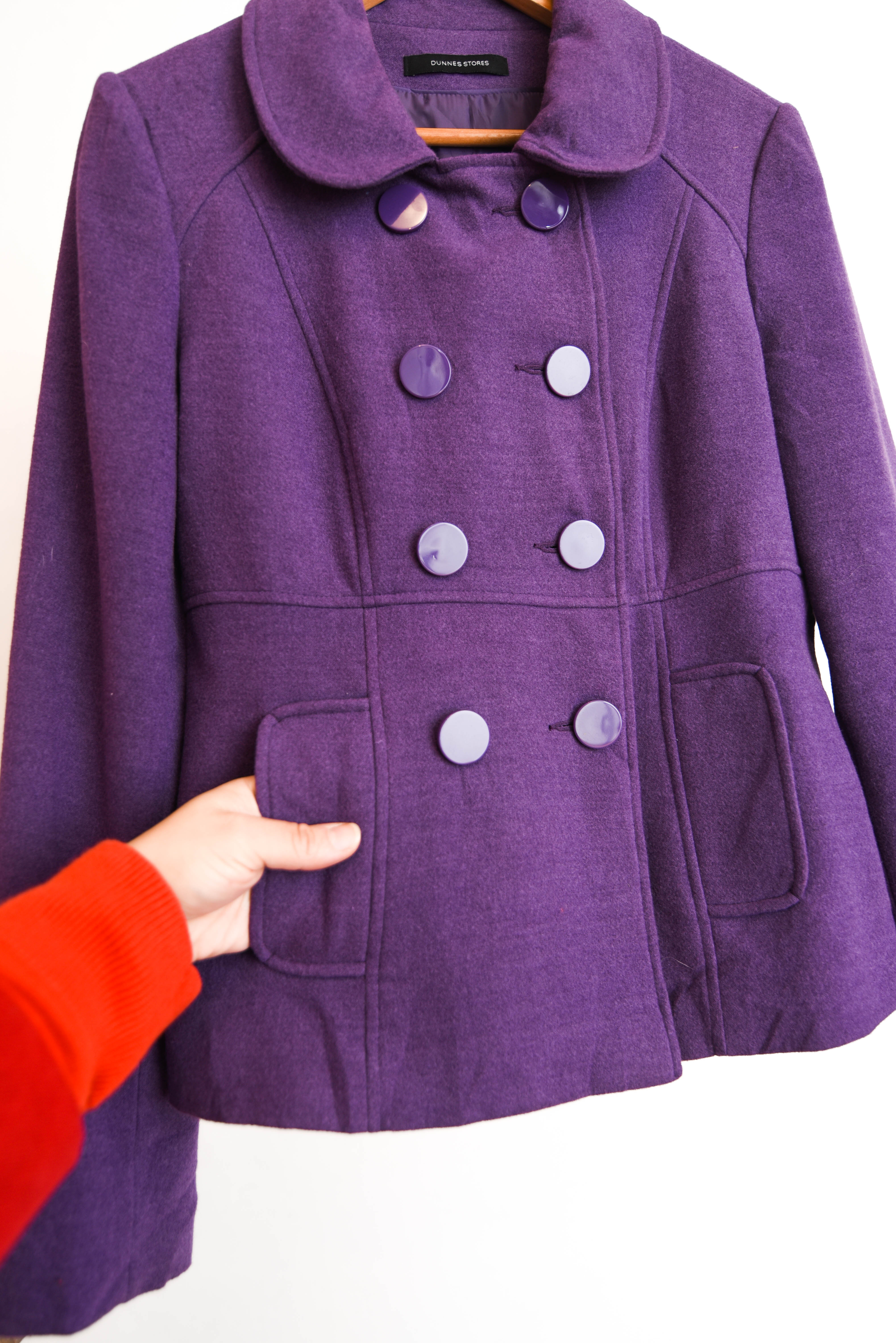 Chaqueta morada peter pan
