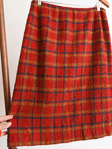 Falda midi tartán lana roja