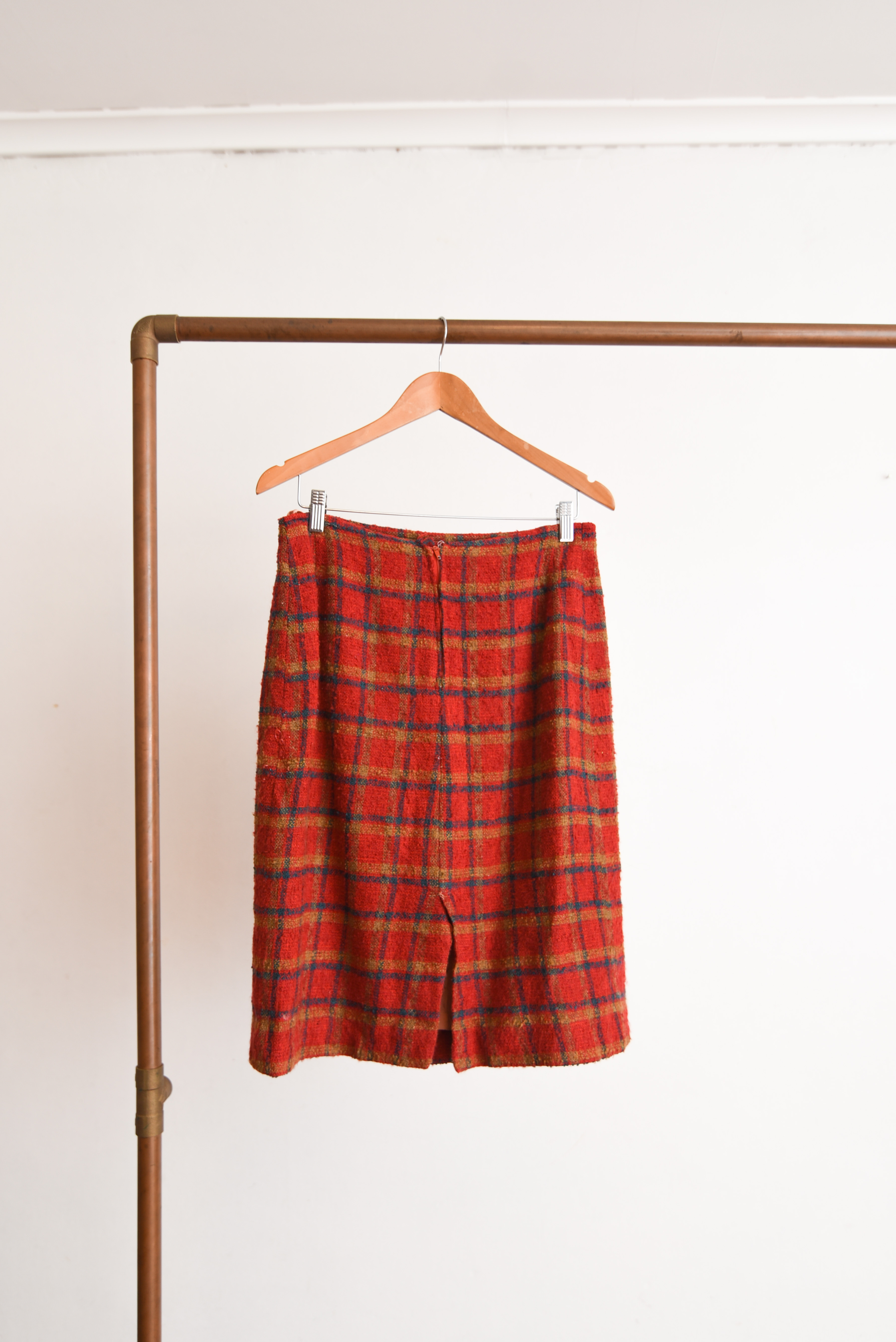 Falda midi tartán lana roja