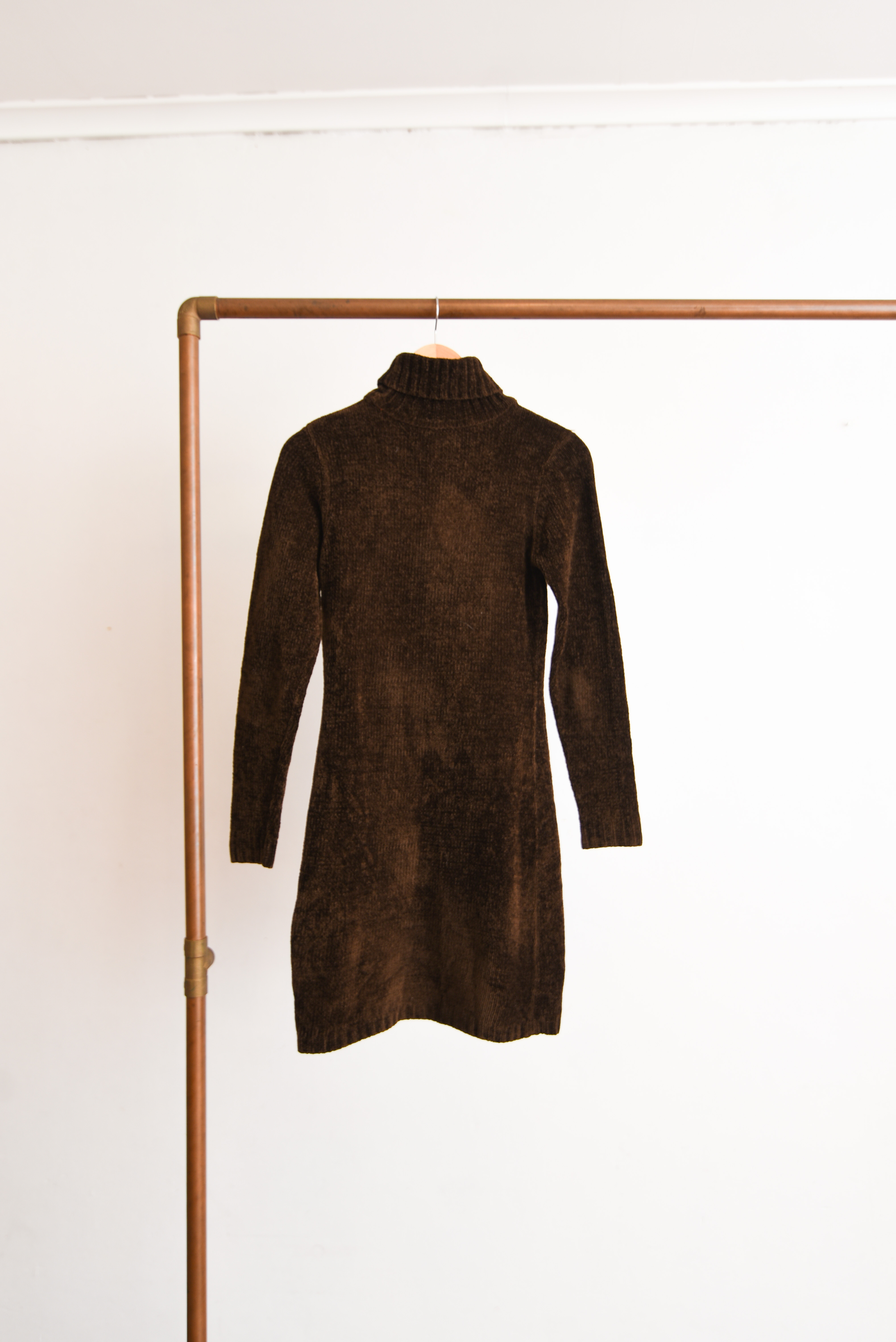 Vestido 90s café chenille