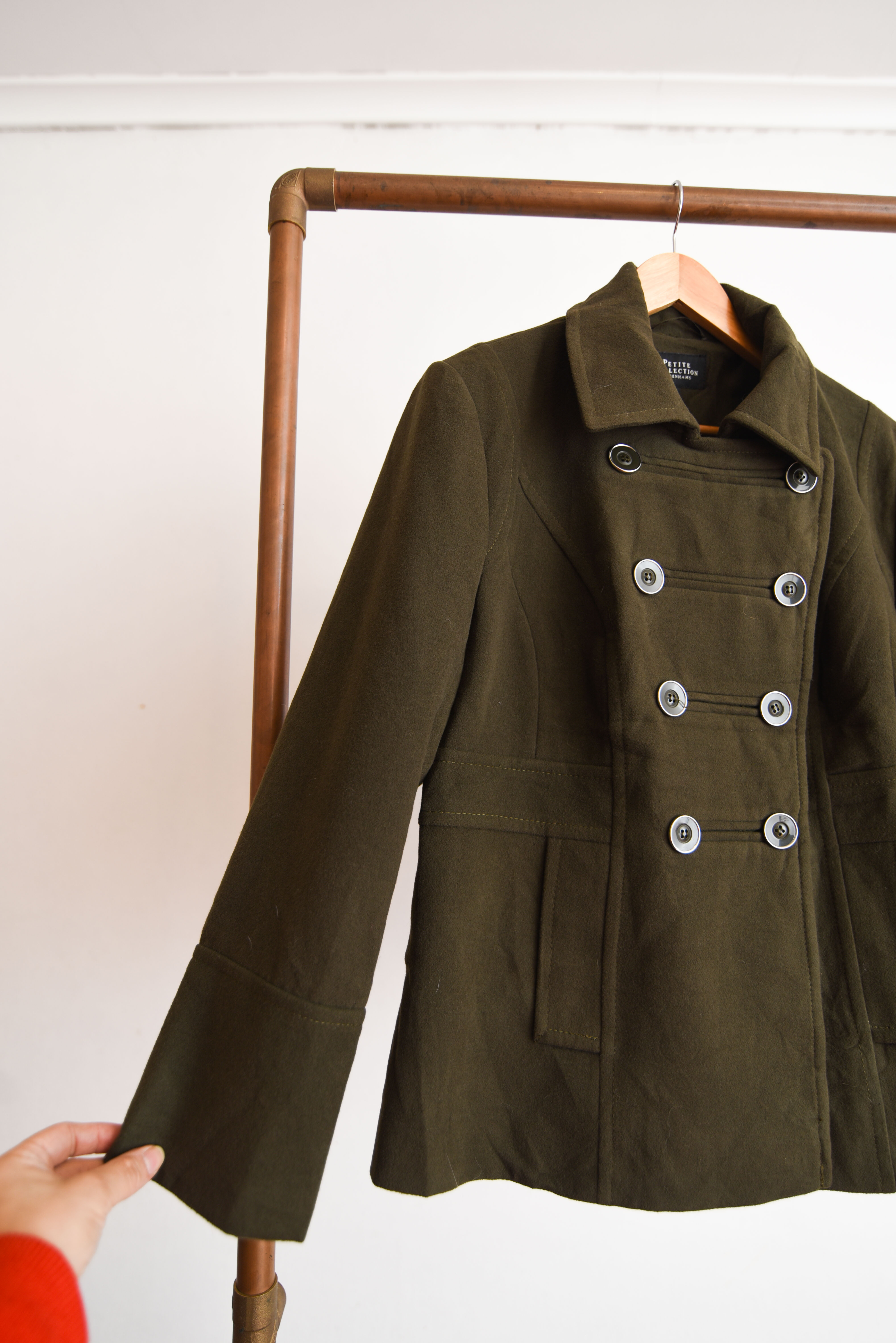Chaqueta verde botón militar
