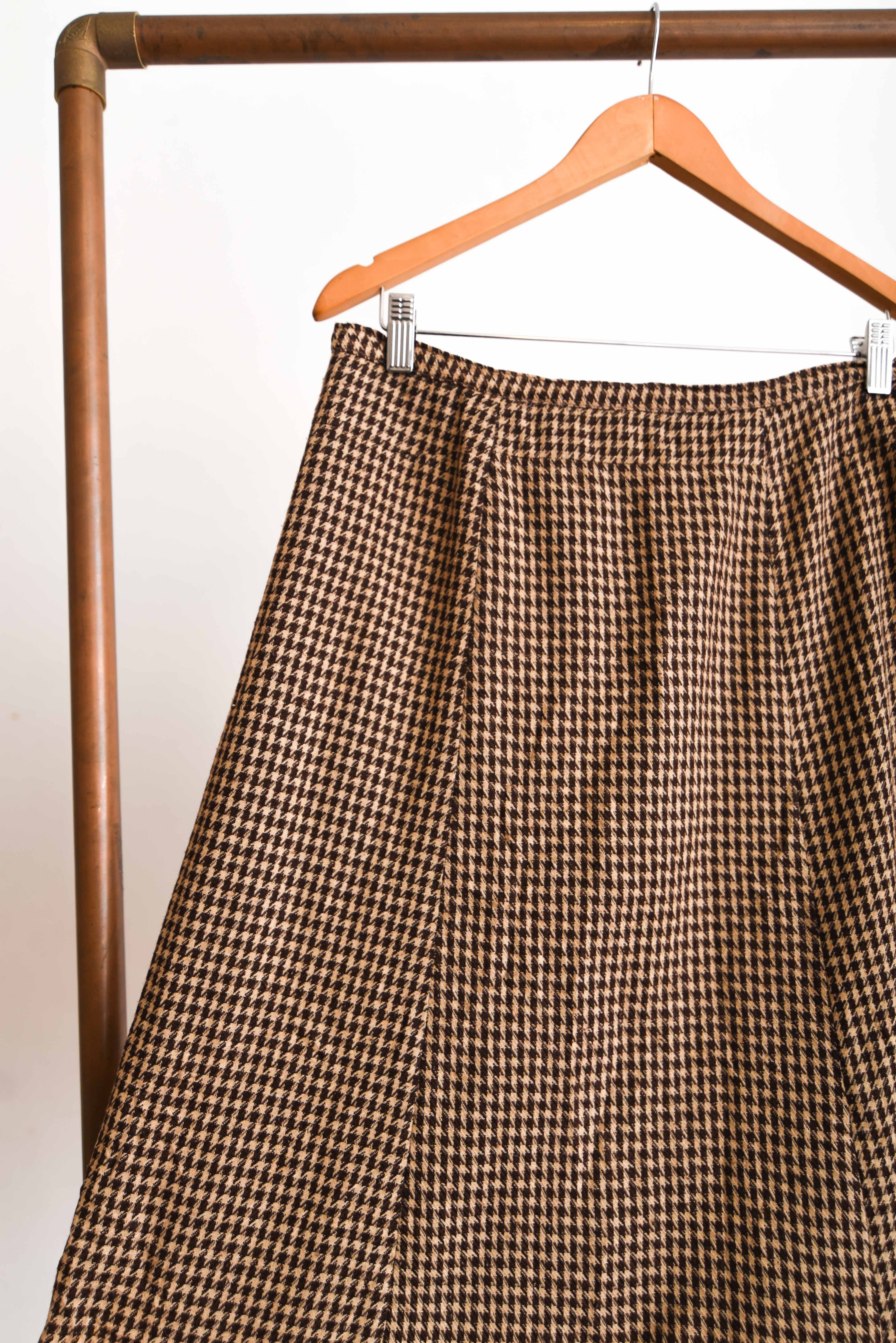 Falda midi pata de gallo