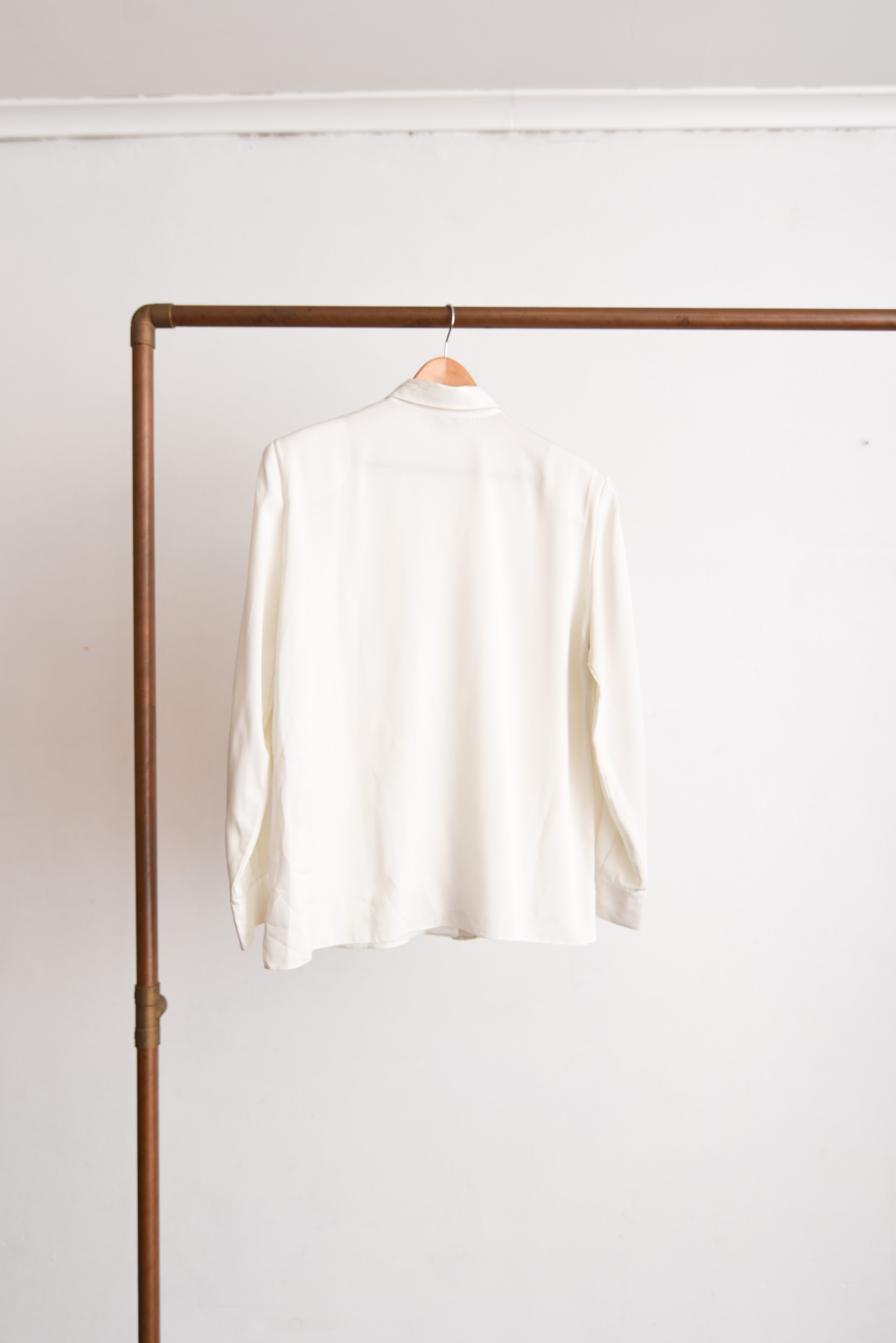 Blusa vintage marfil bordado panal