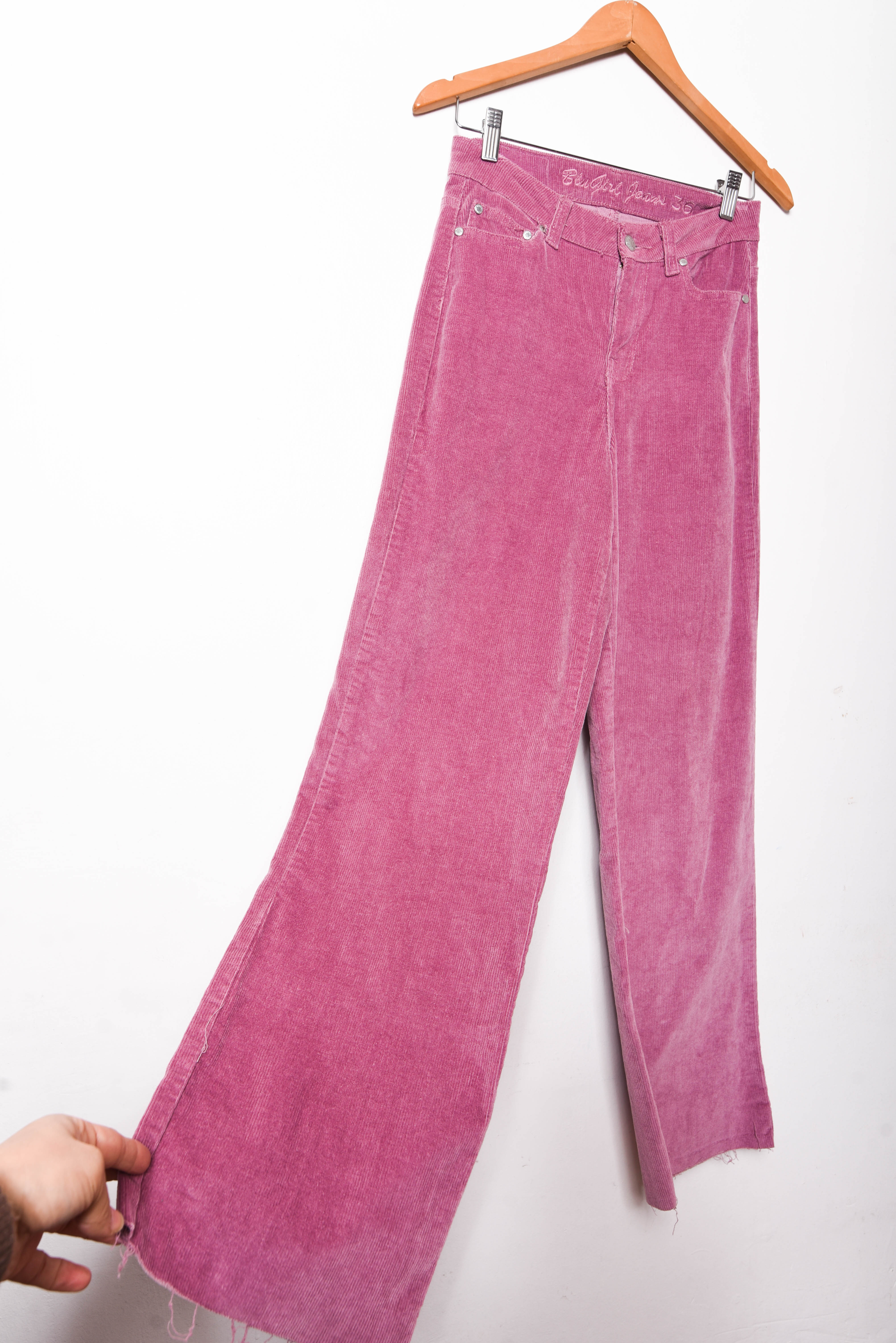 Pantalón cotelé rosado wide leg