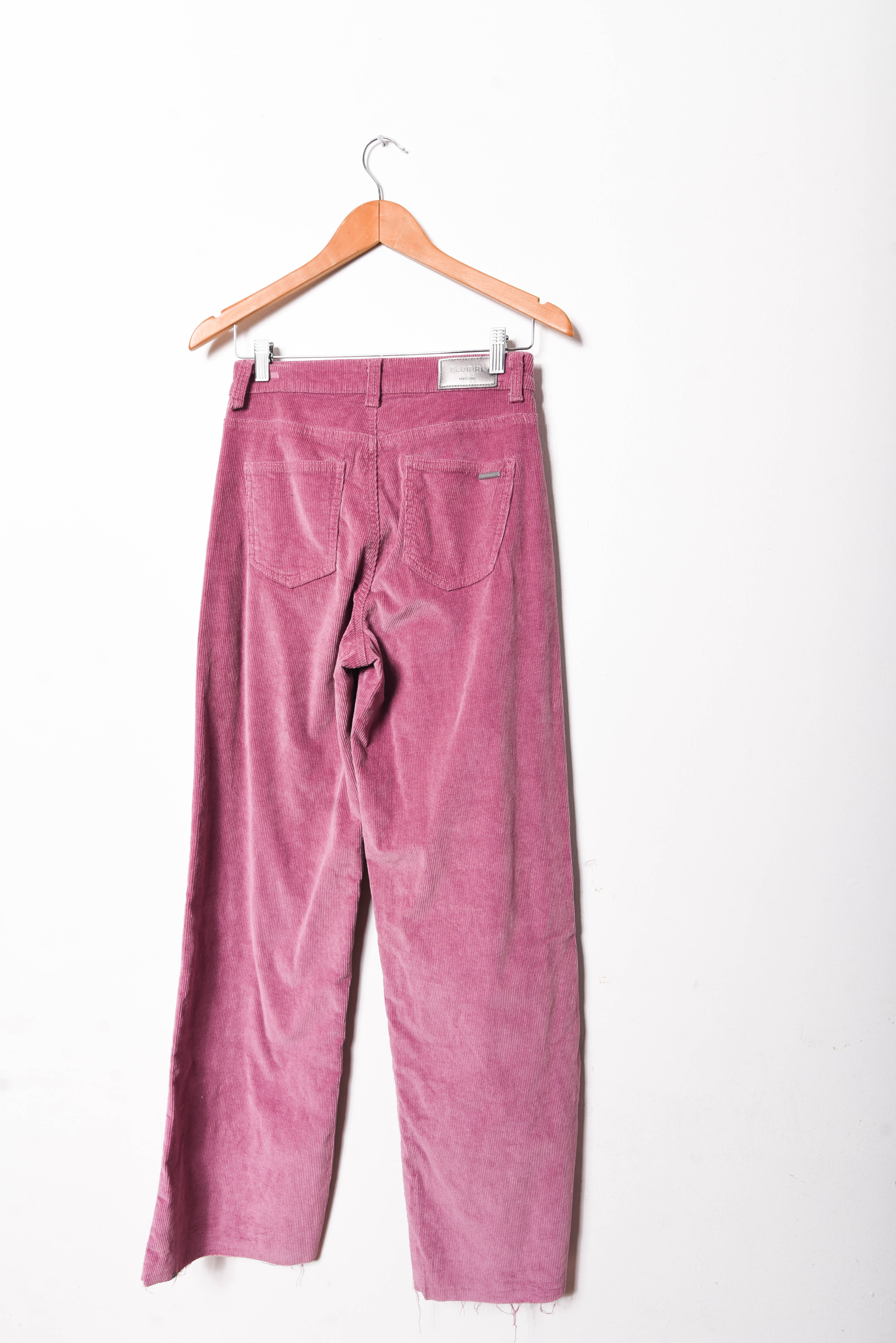 Pantalón cotelé rosado wide leg
