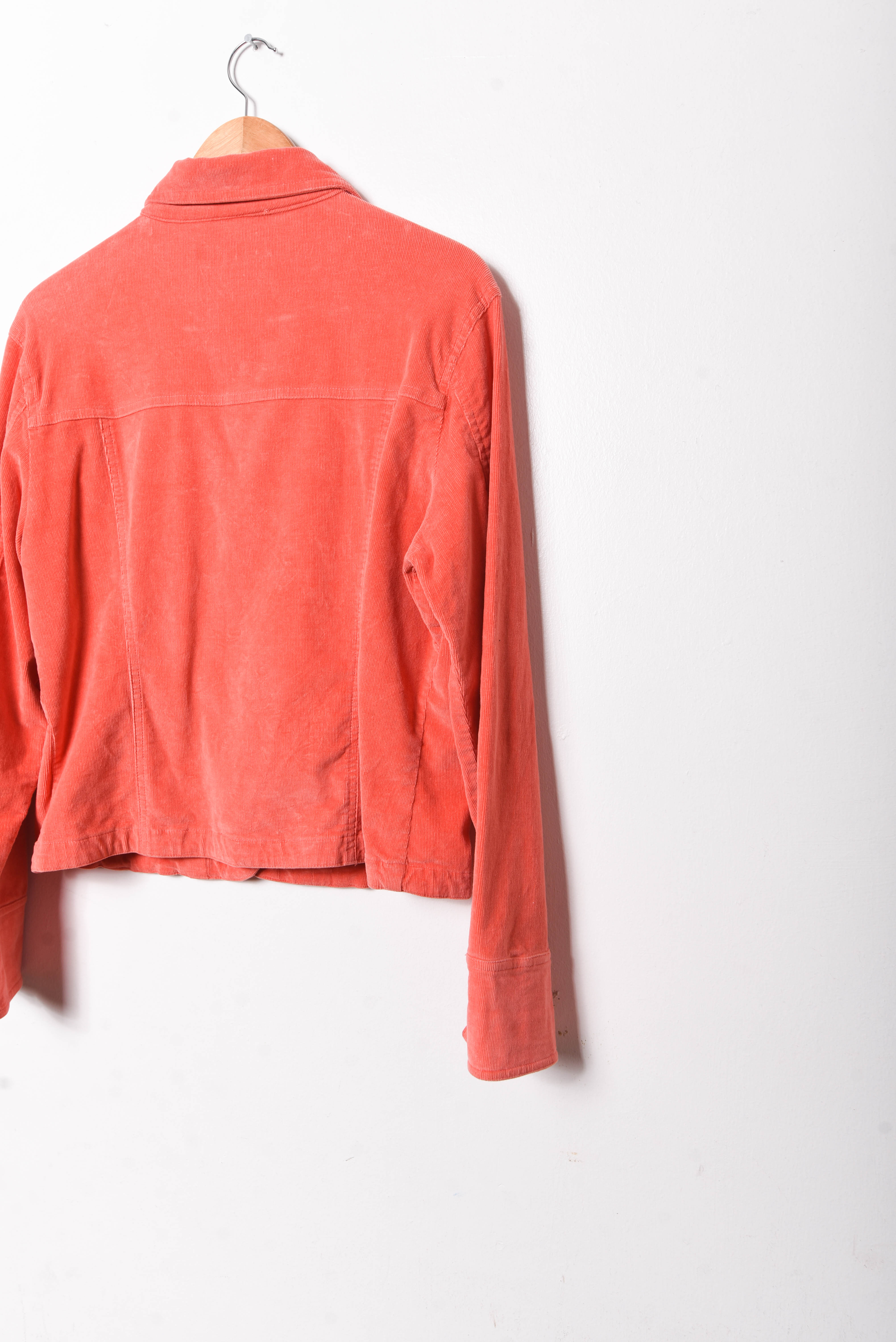 Chaqueta cotelé coral y2k