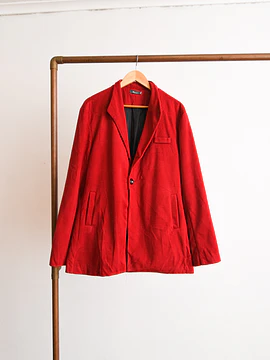 Blazer rojo botón