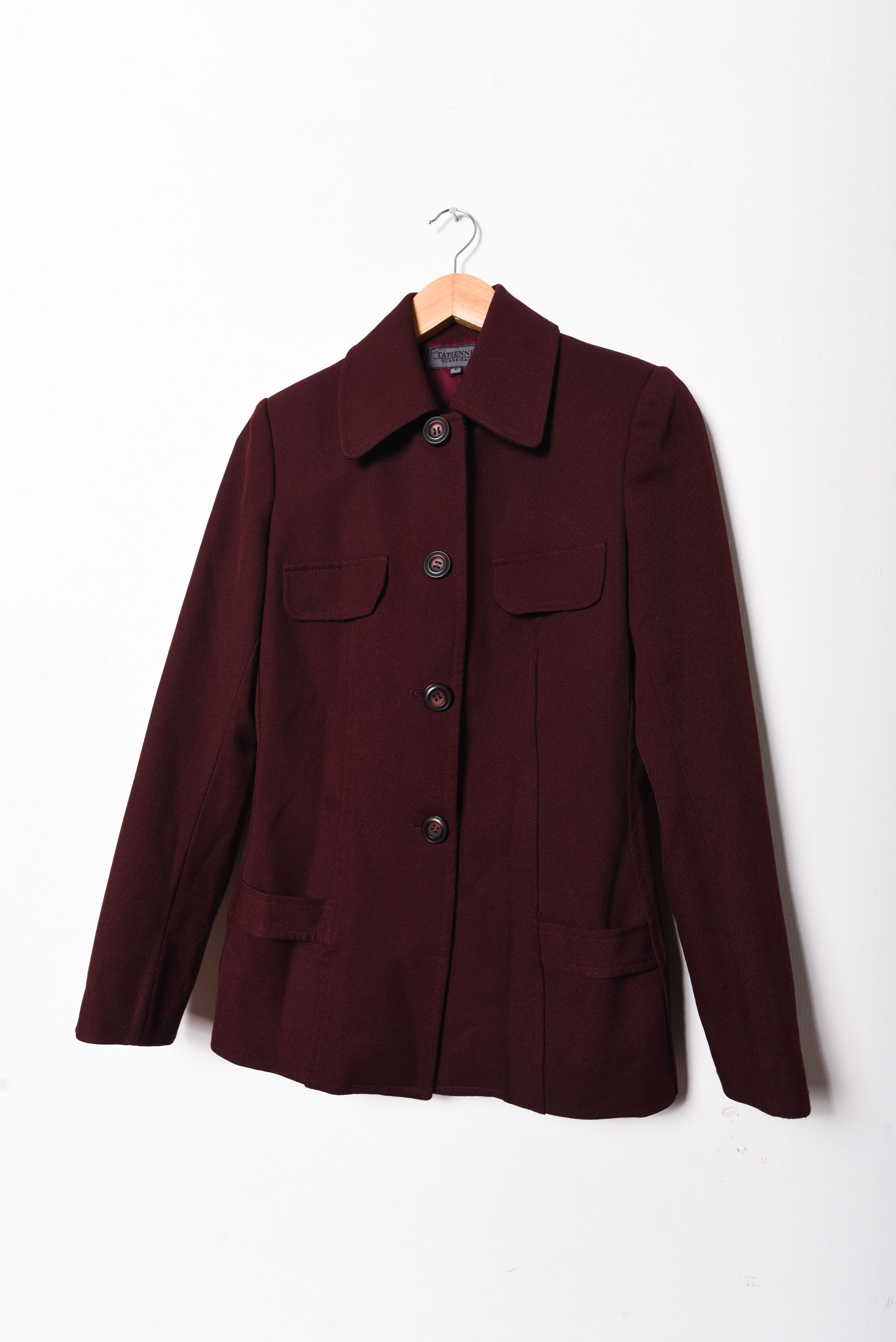 Chaqueta formal burdeo