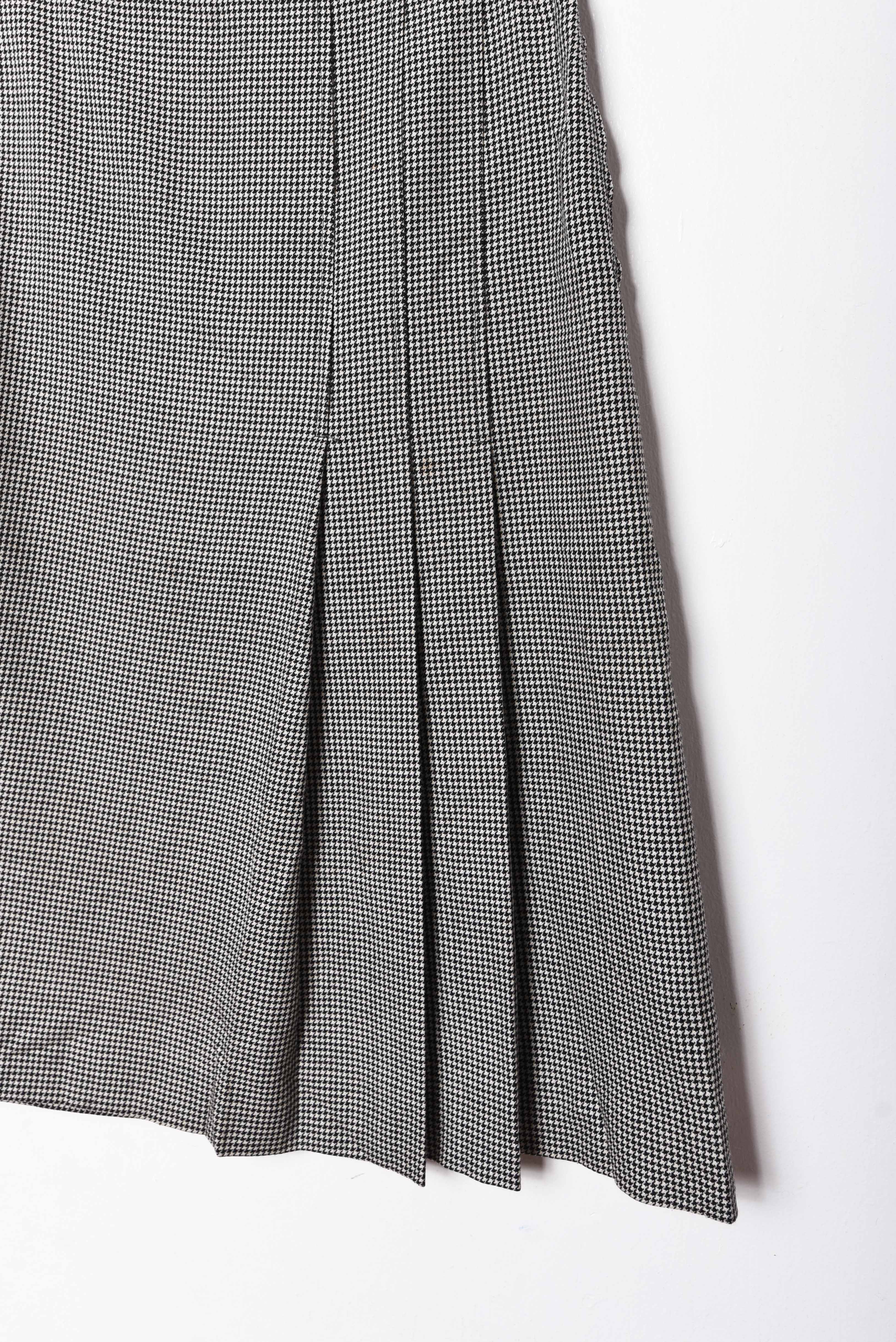 Falda midi pata de gallo tablas