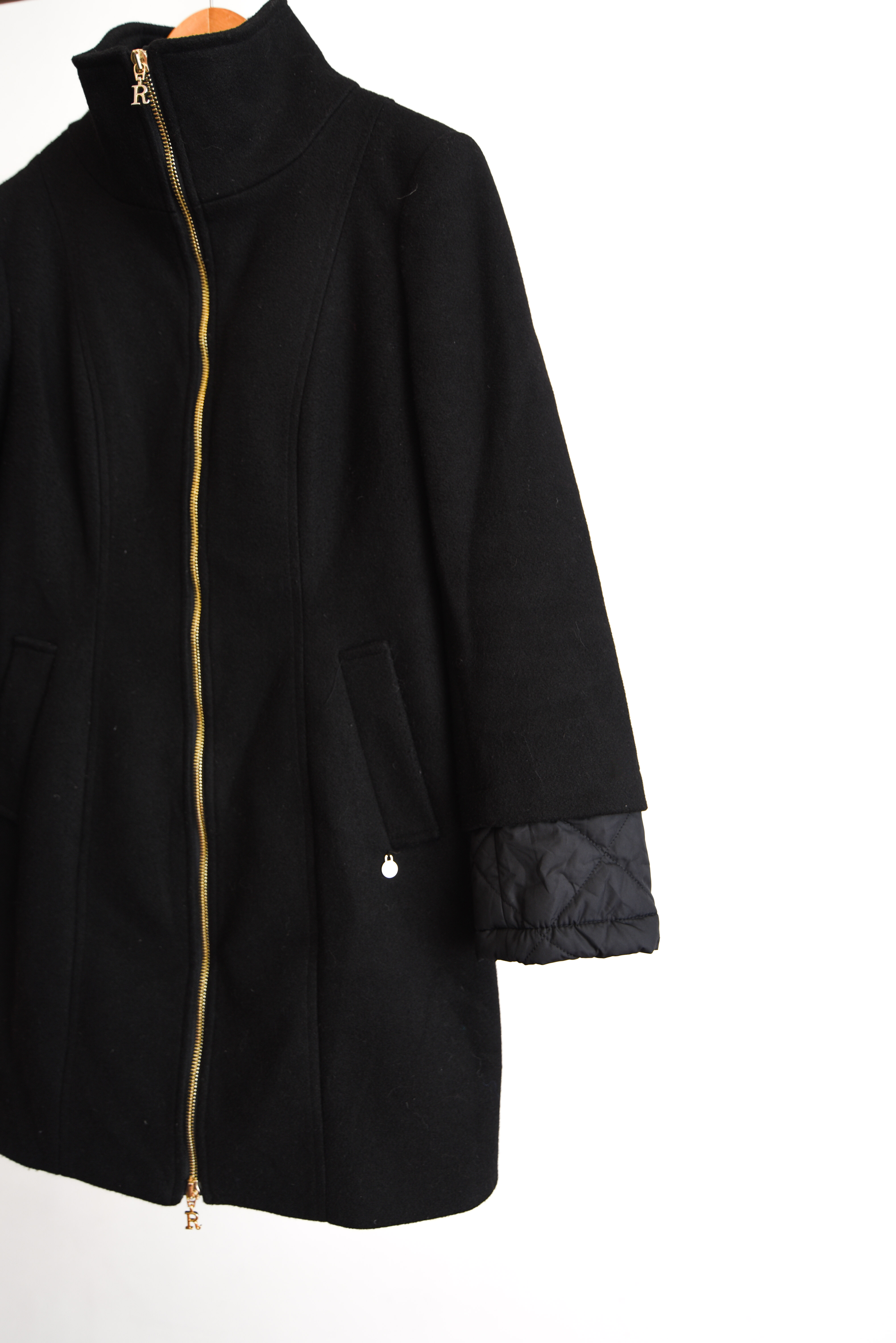 Abrigo negro cierre made in Italy