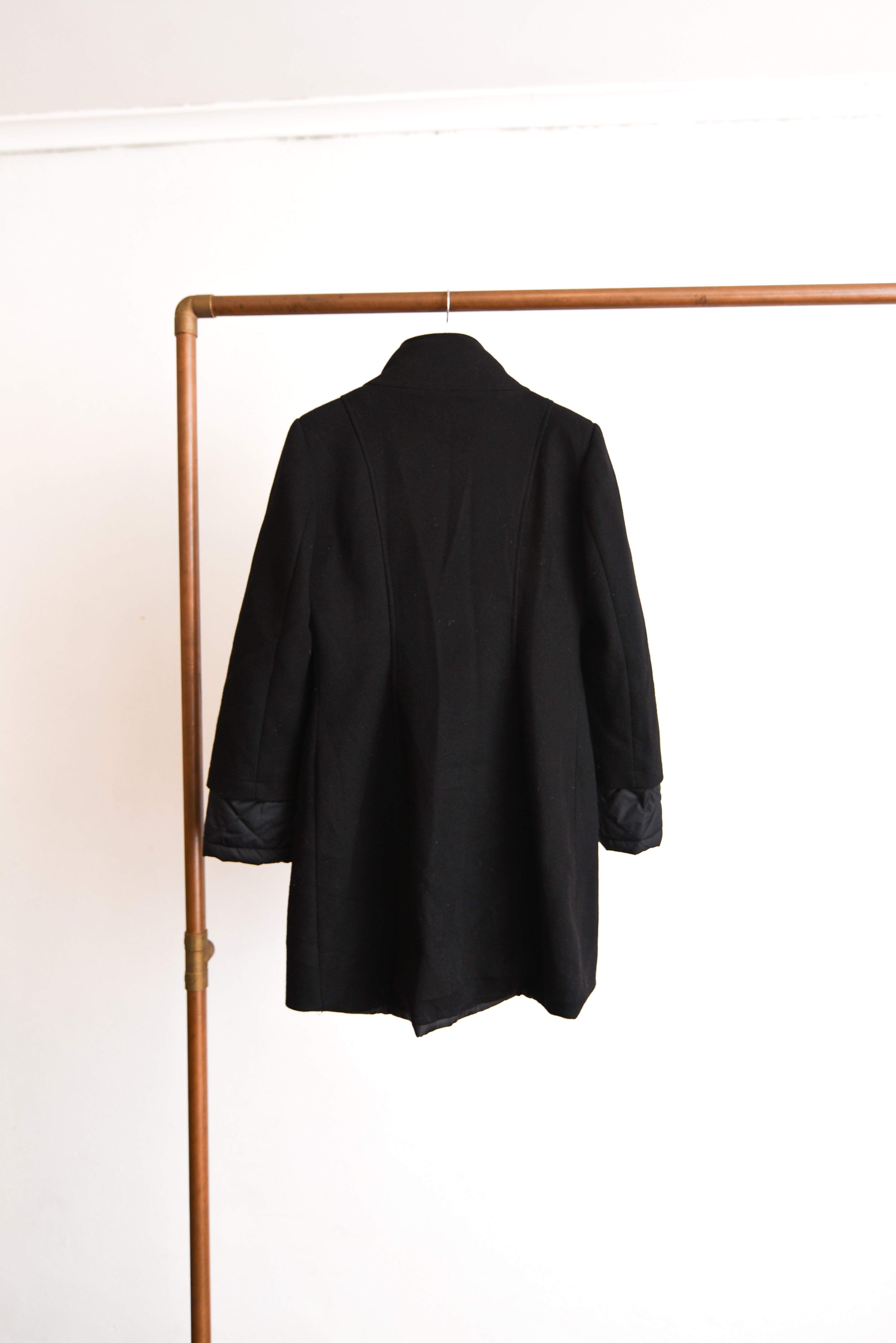 Abrigo negro cierre made in Italy