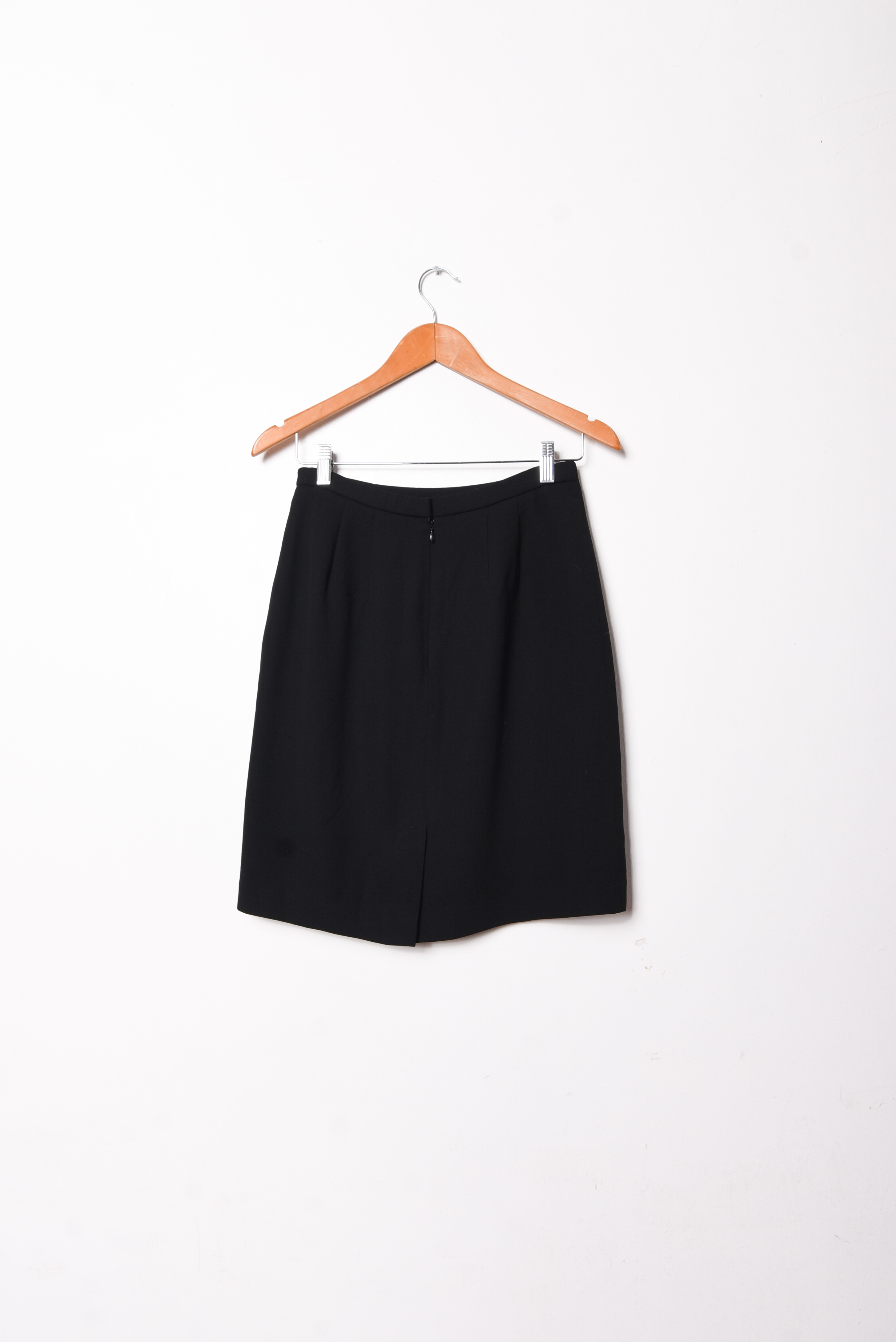 Falda negra formal 90s