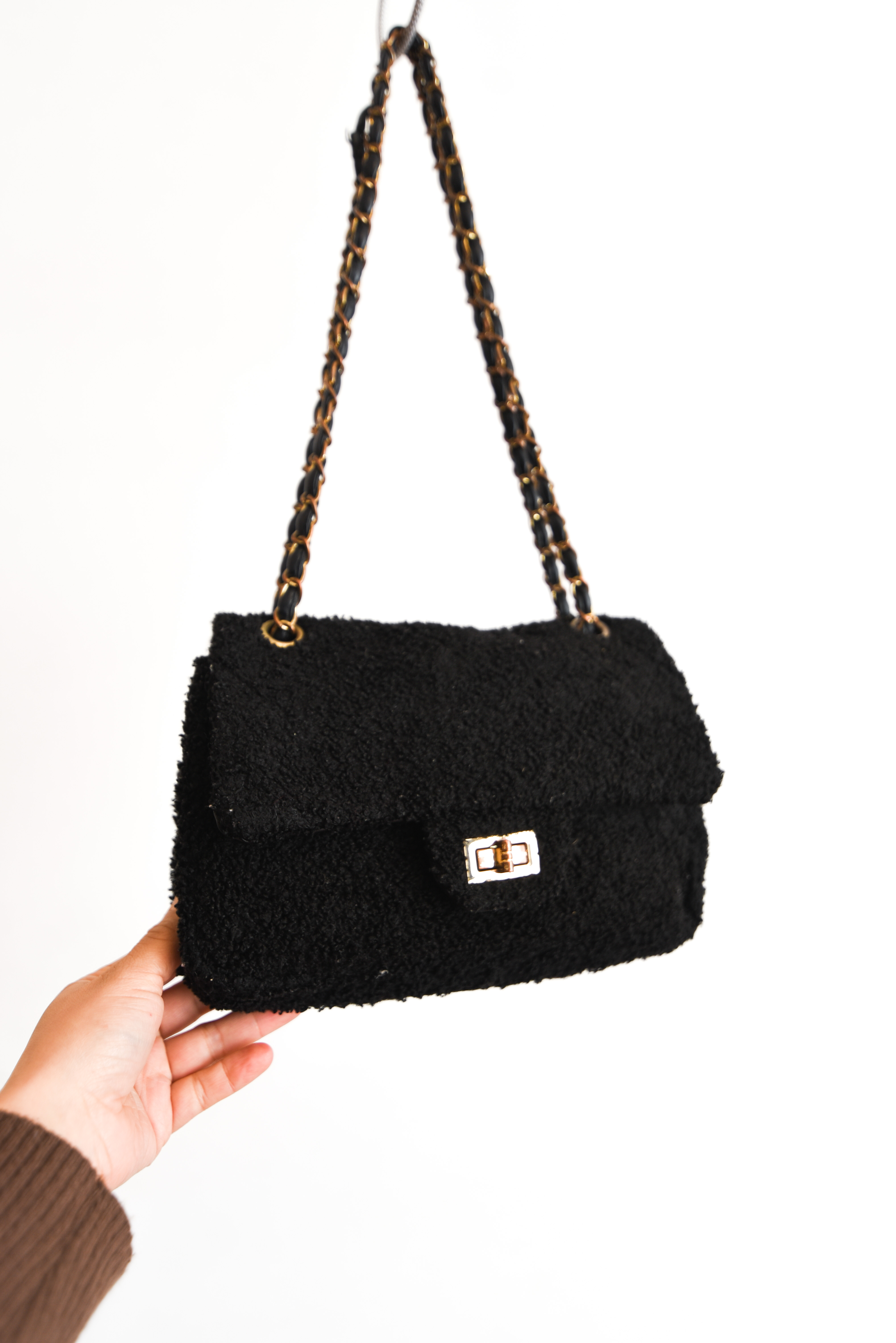 Cartera negra cadena