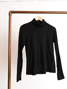 Beatle negro Uniqlo