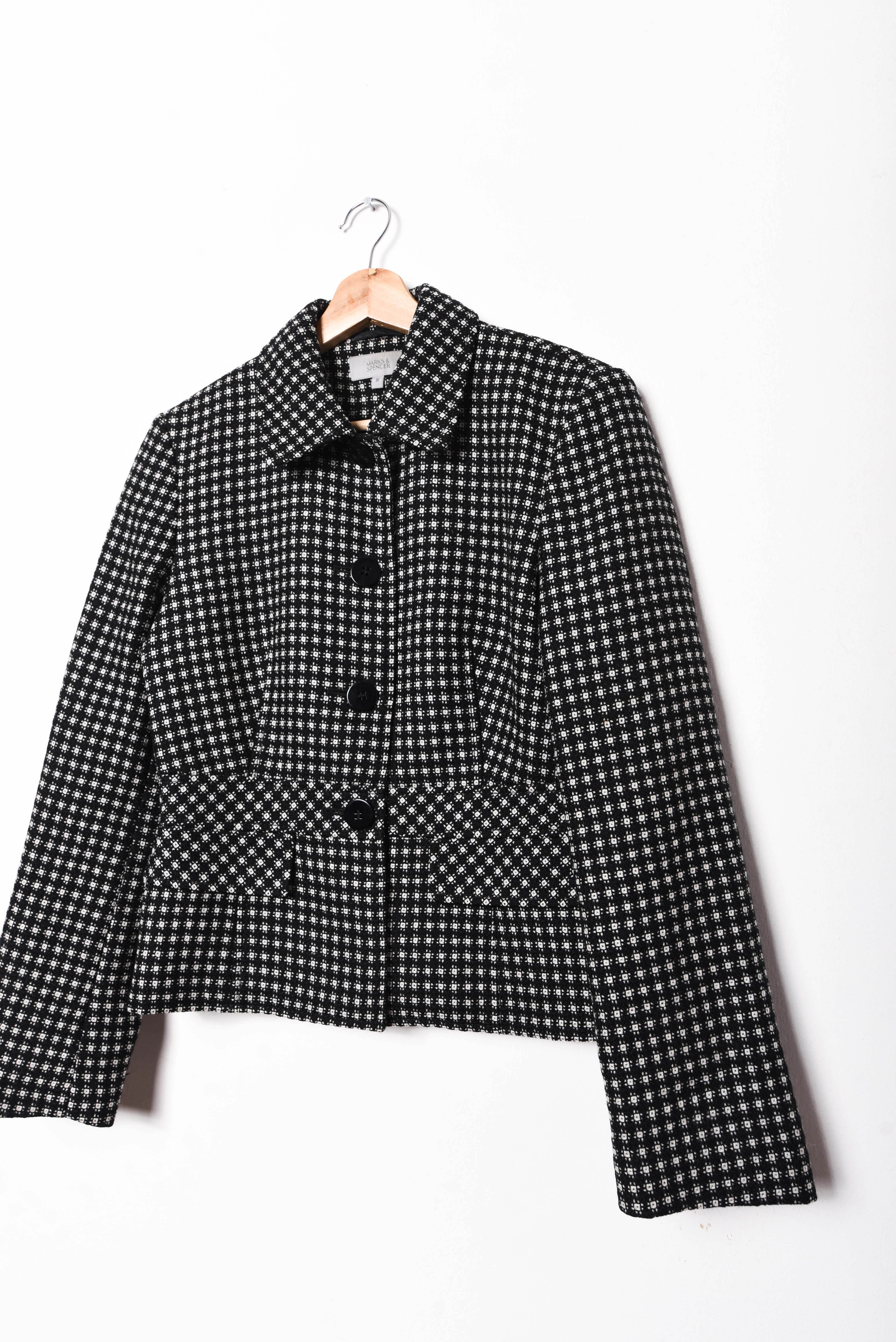Chaqueta b&w botones lana