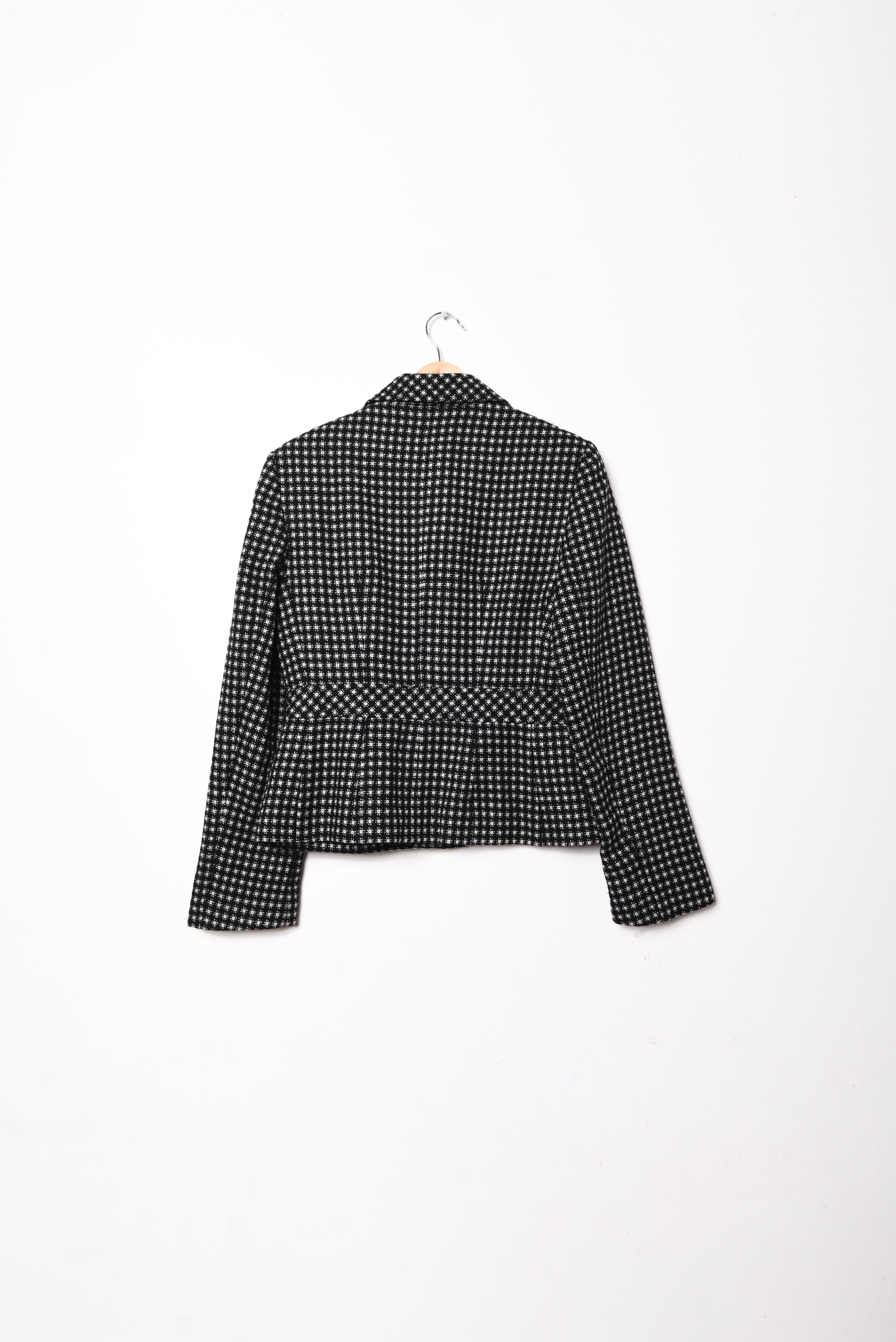 Chaqueta b&w botones lana