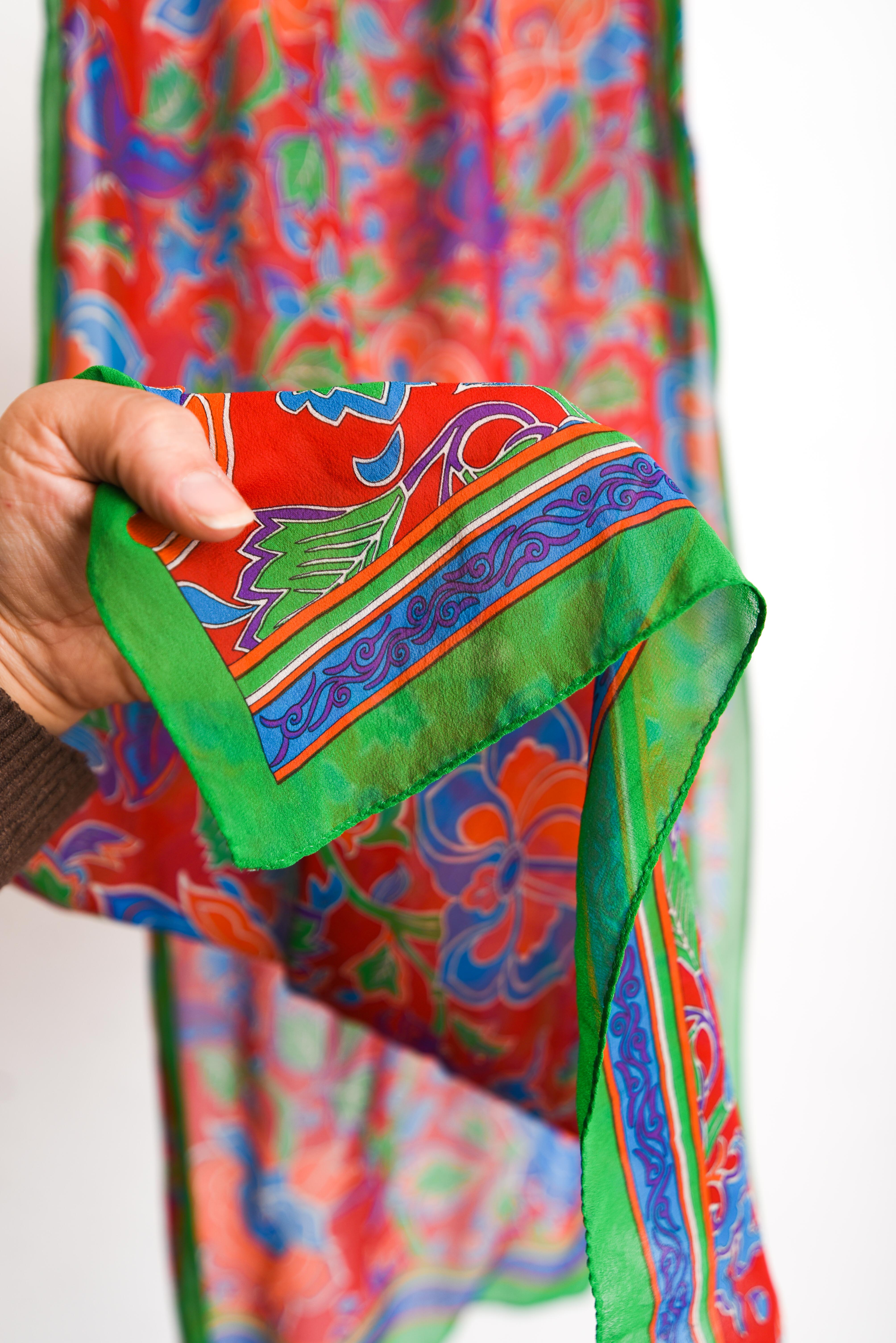 Pañuelo traslucido rojo vntg silk