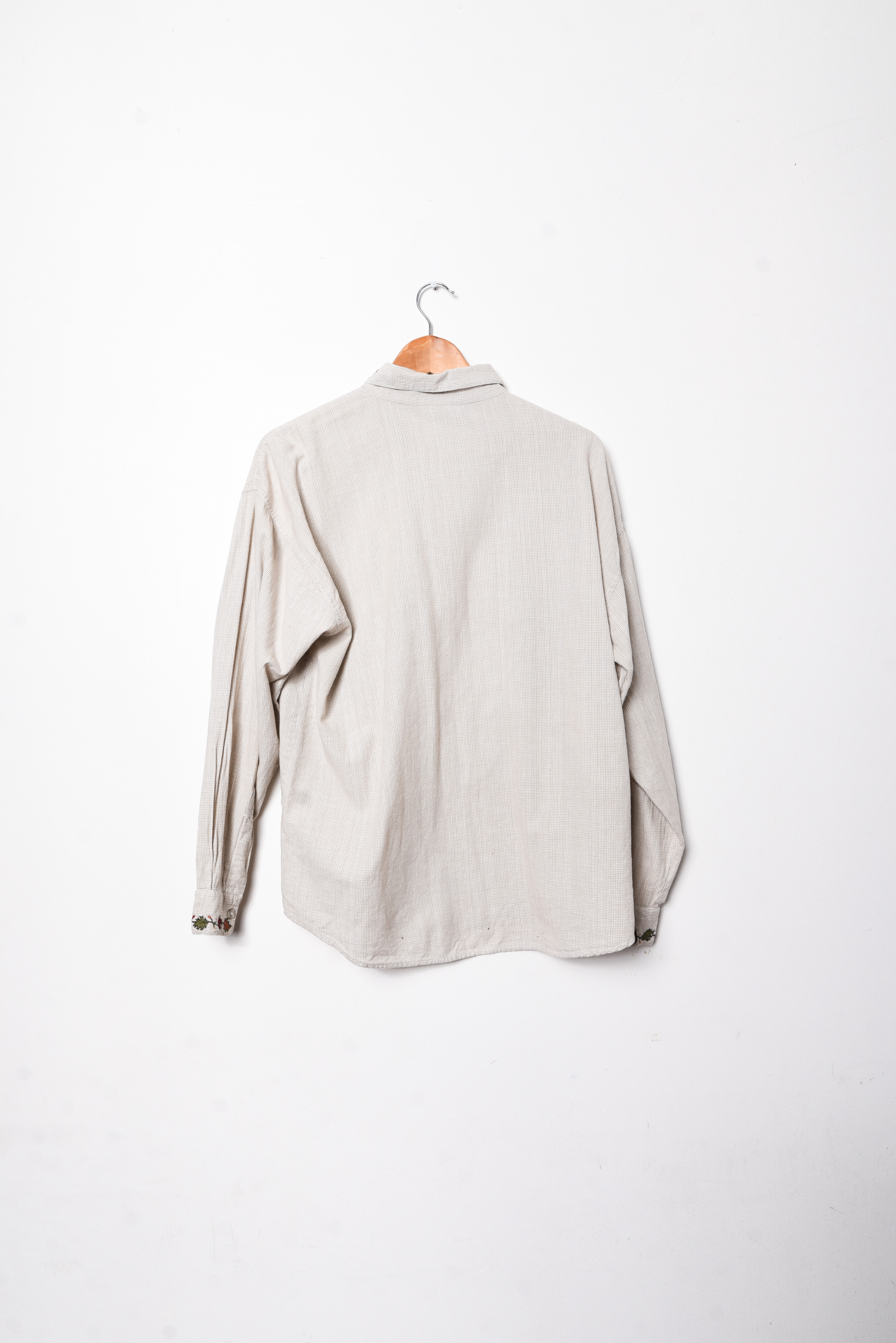 Camisa beige otoño bordado vintage