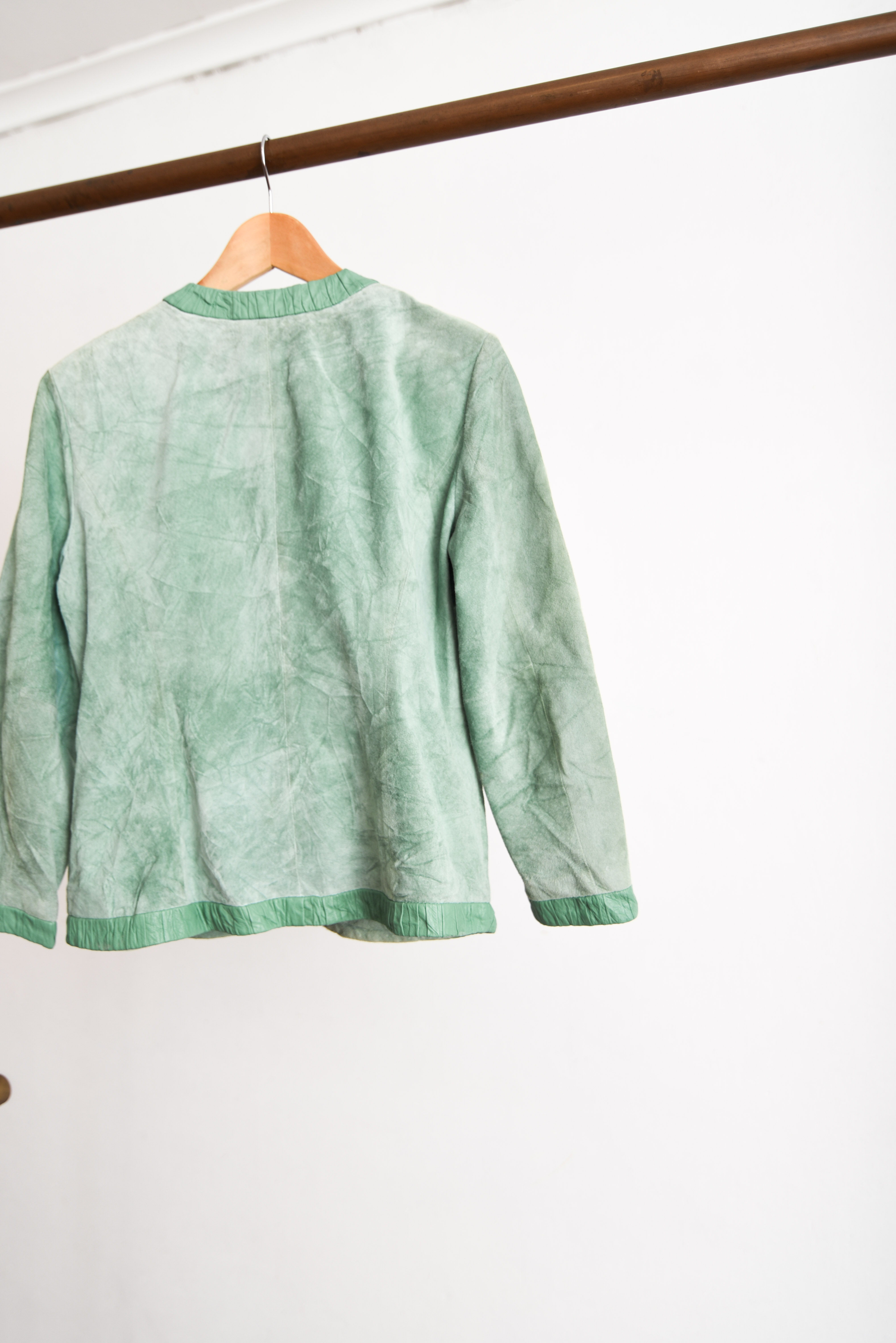 Chaqueta gamuza verde agua