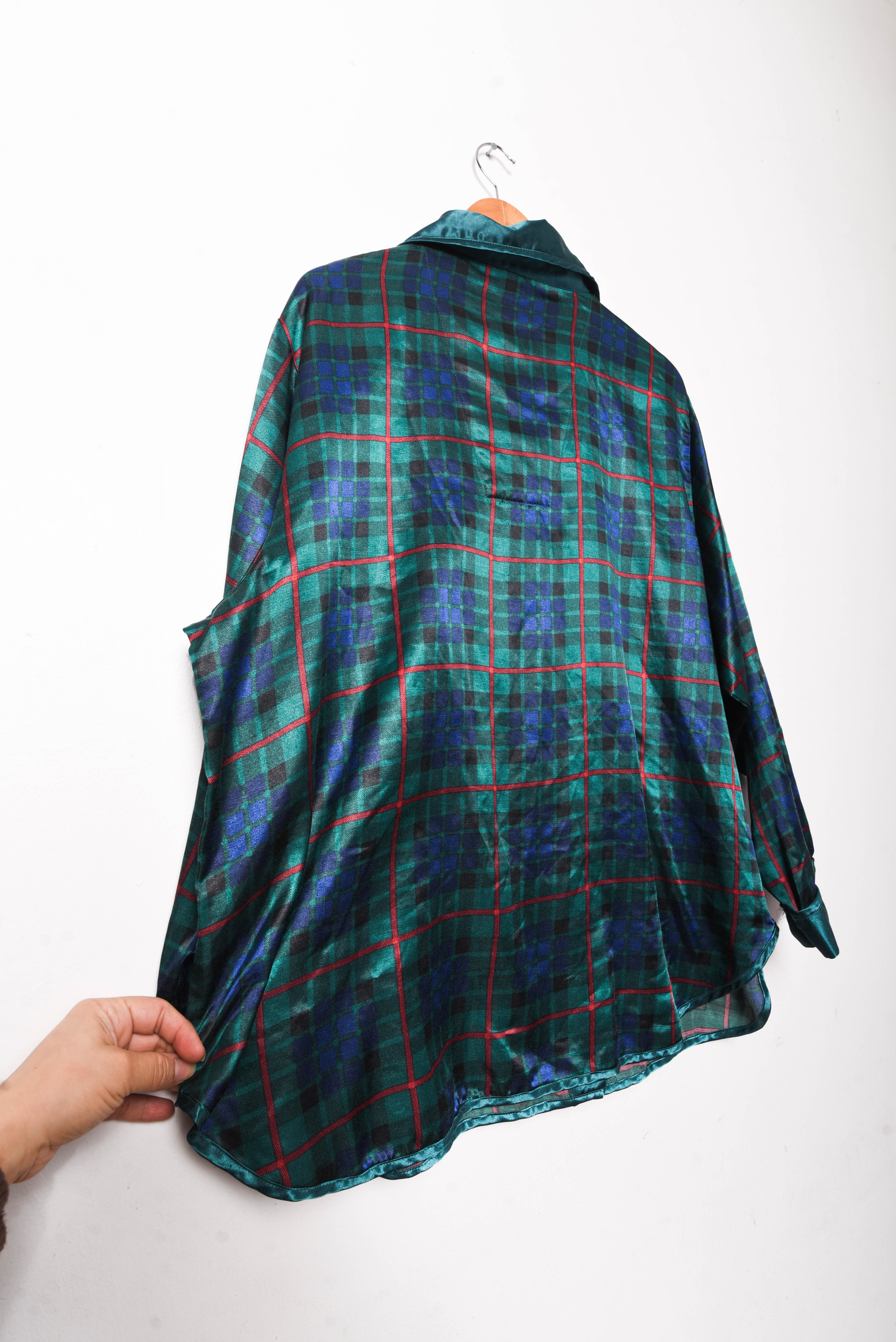 Blusa lencera verde satín tartán