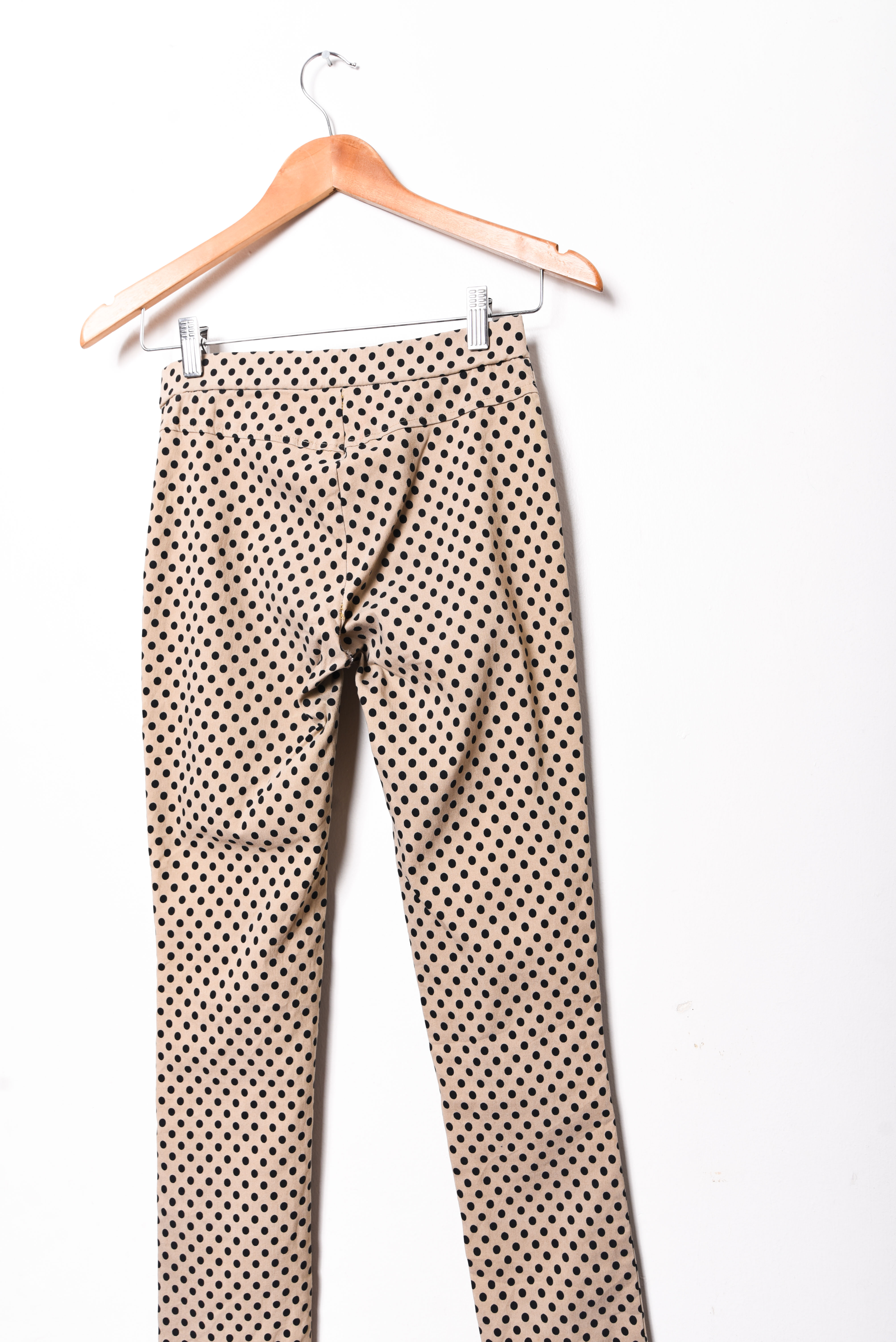 Pantalón café polka dots