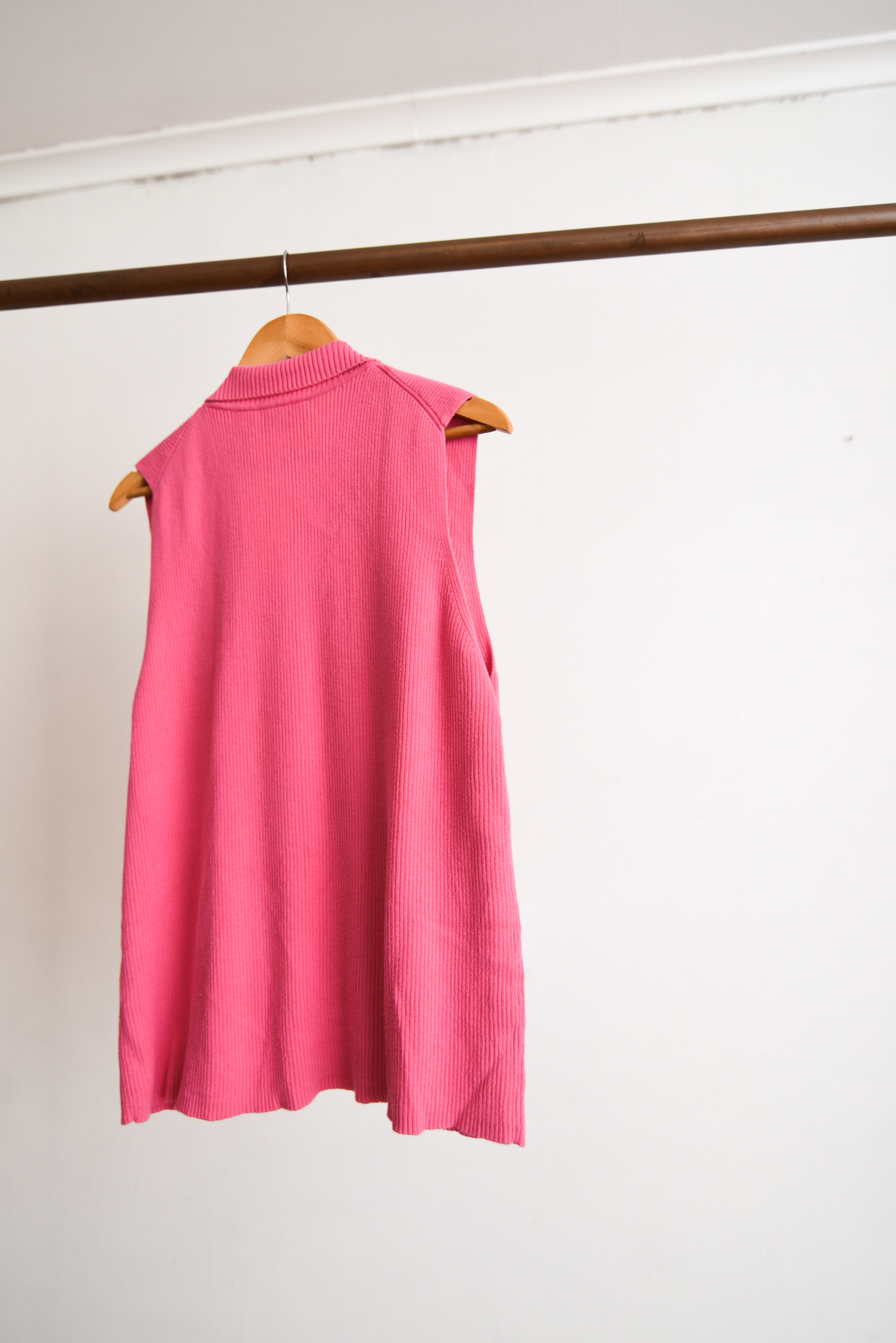Top tejido rosa chicle cuellito