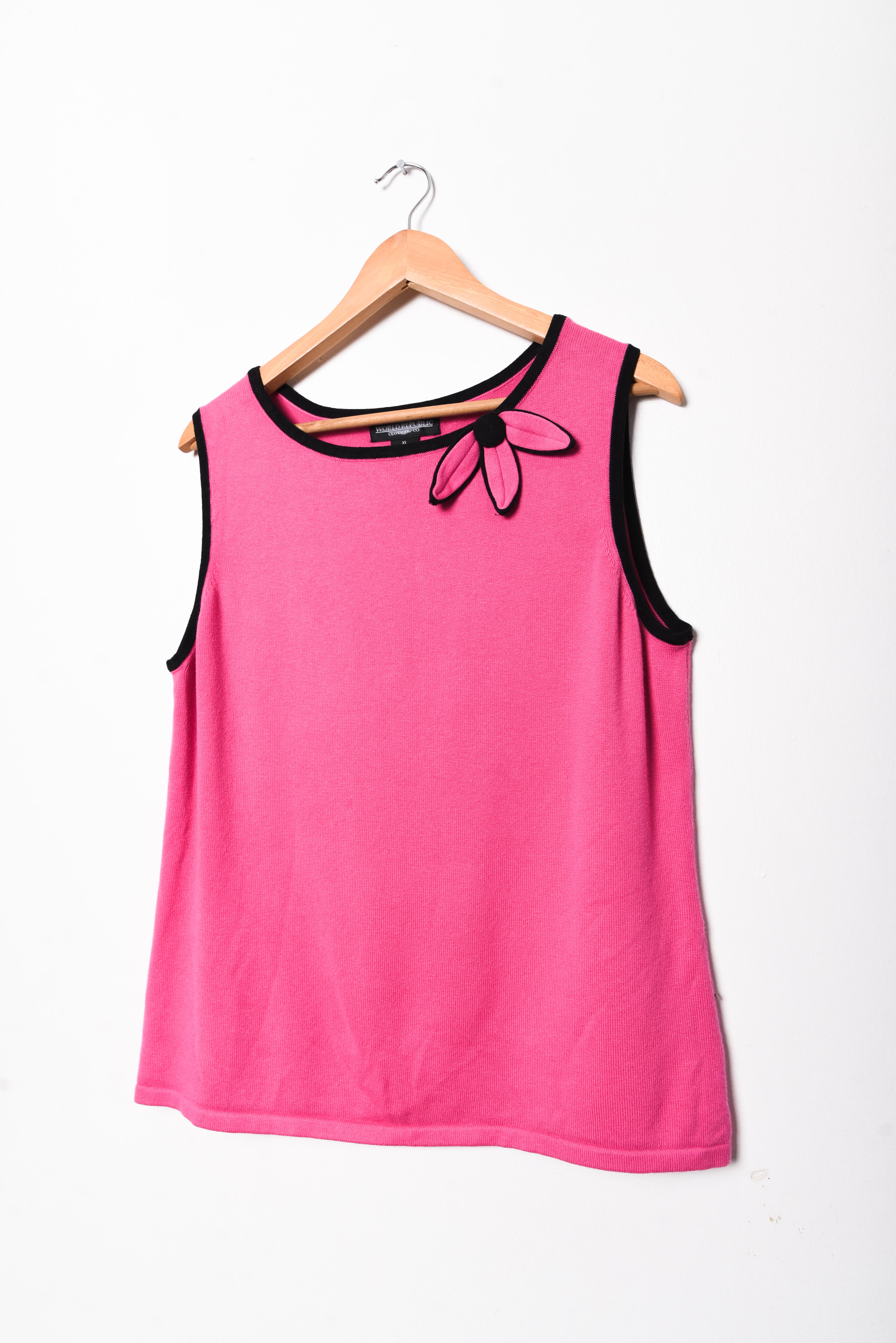 Top tejido rosa chicle flor