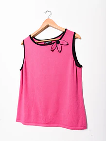 Top tejido rosa chicle flor