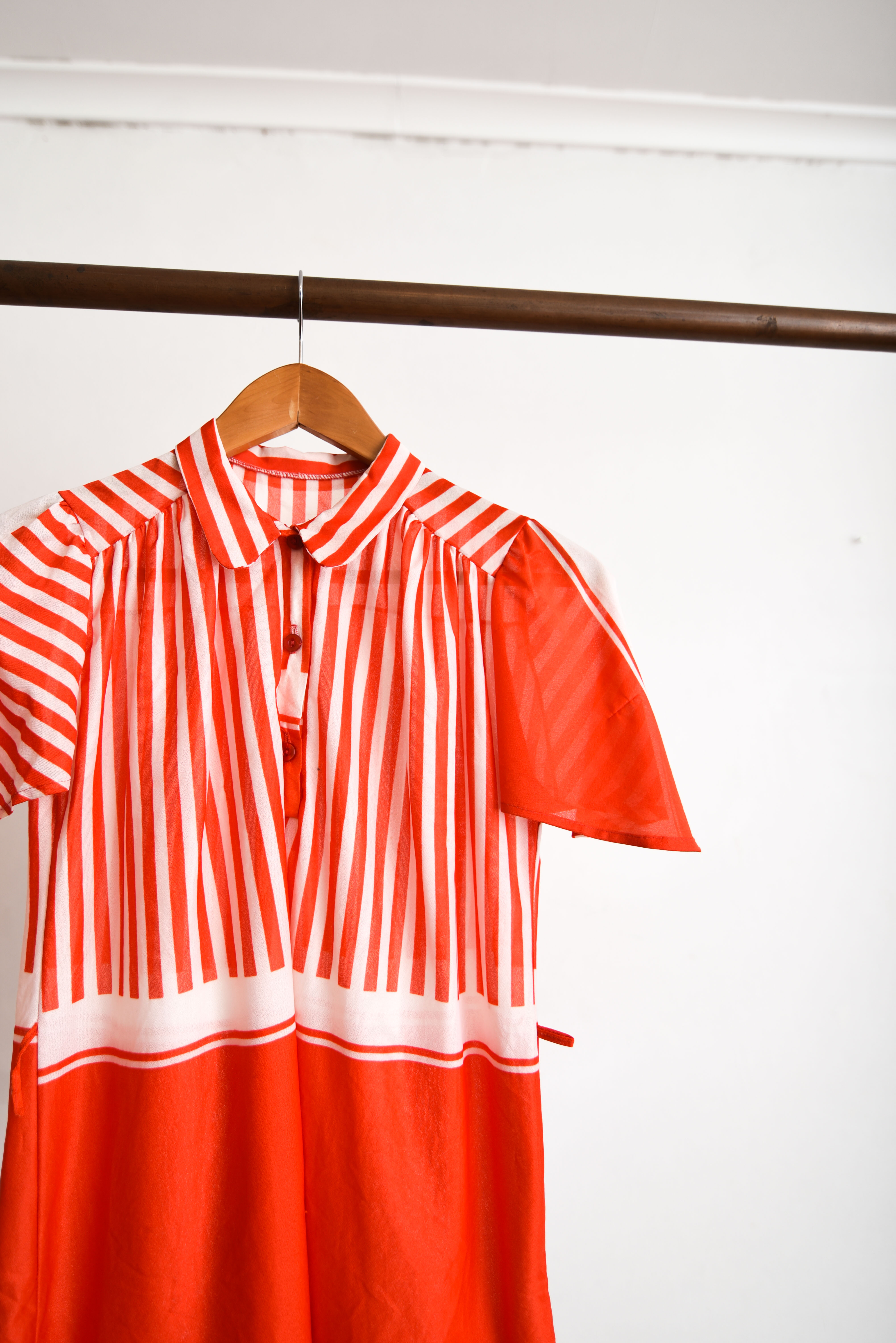 Blusa roja rayada 60s