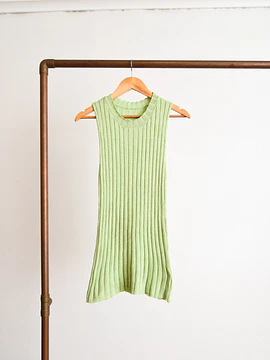Mini vestido verde acanalado