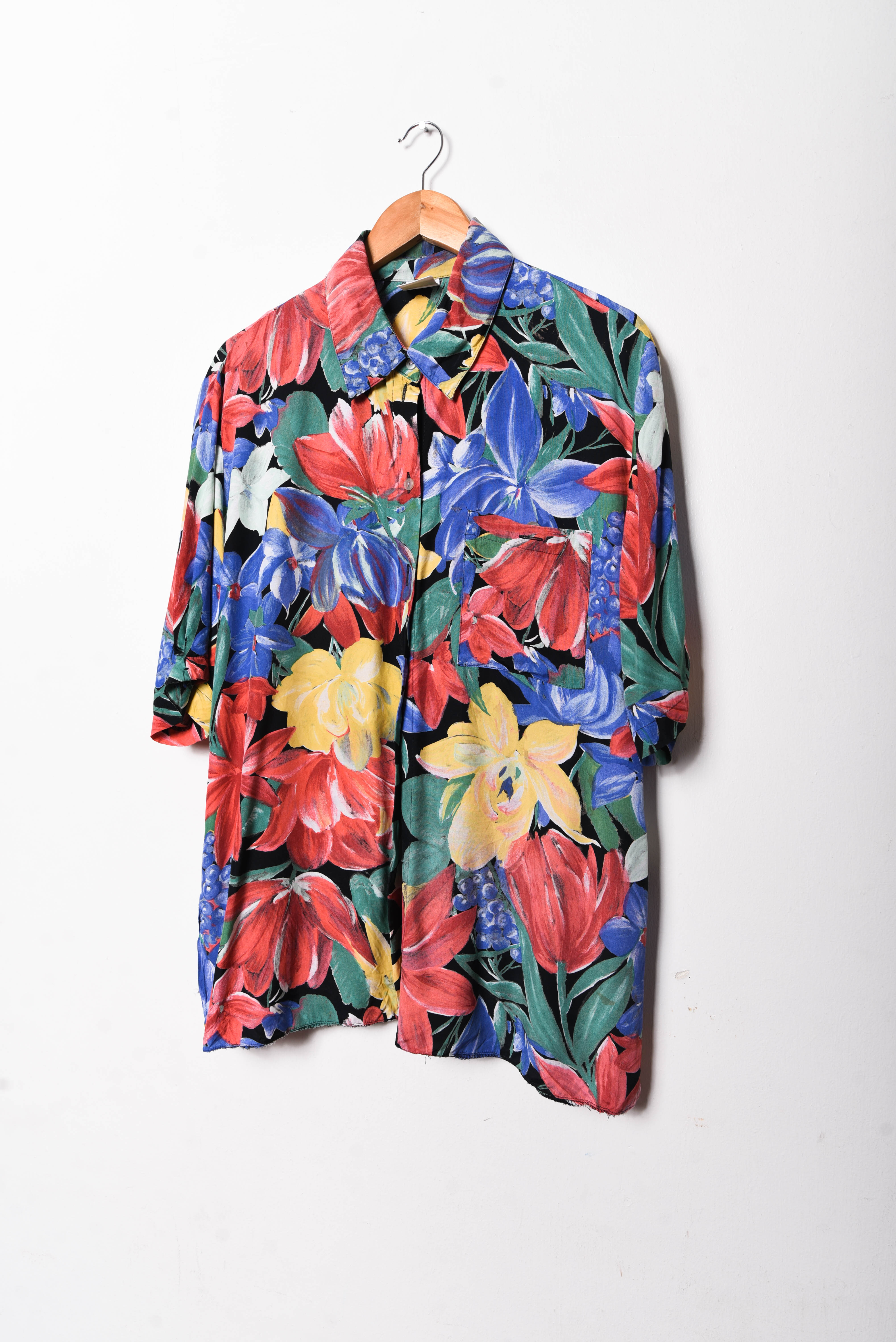 Blusa guayabera vintage tropical