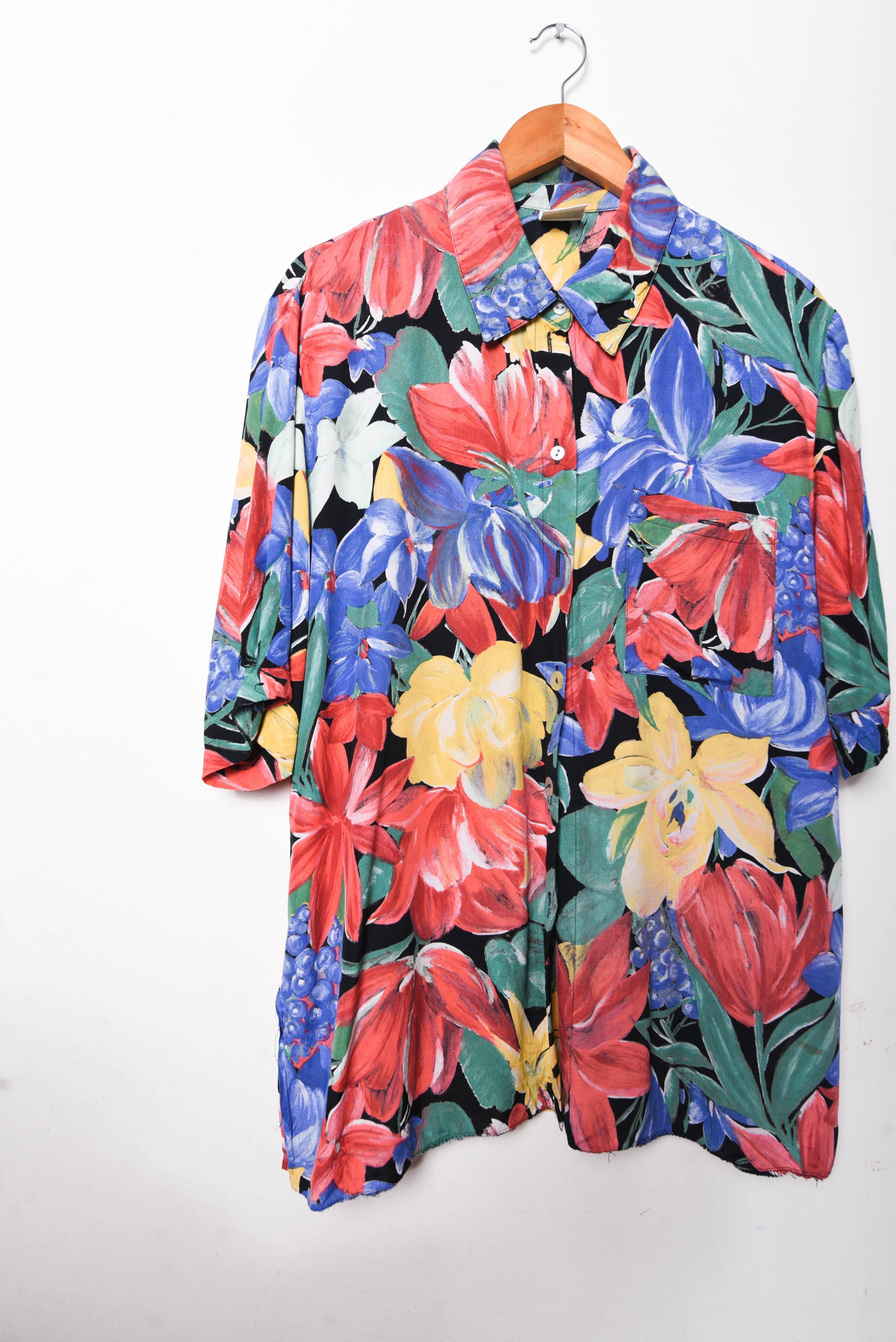 Blusa guayabera vintage tropical