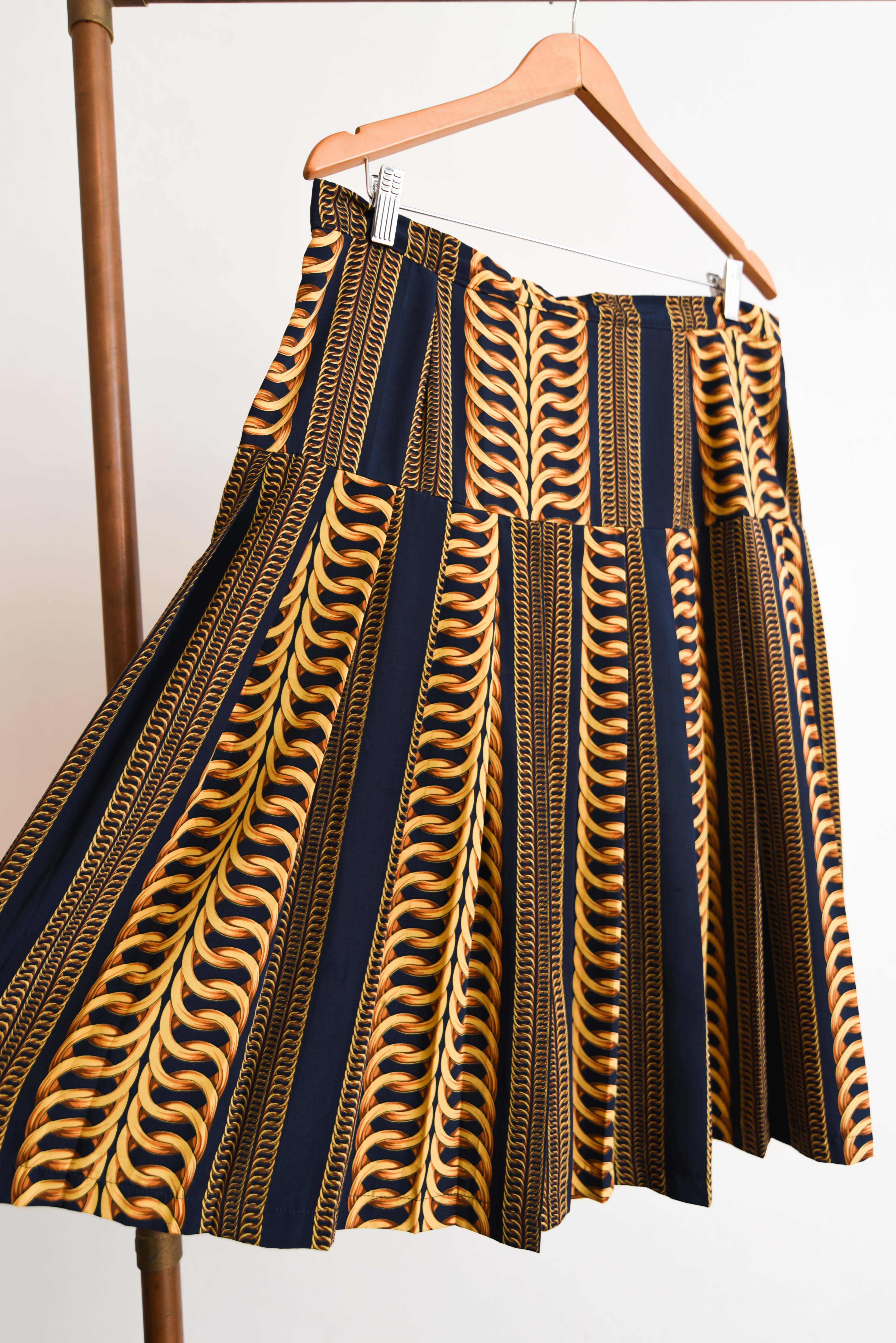 Falda midi azul cadenas