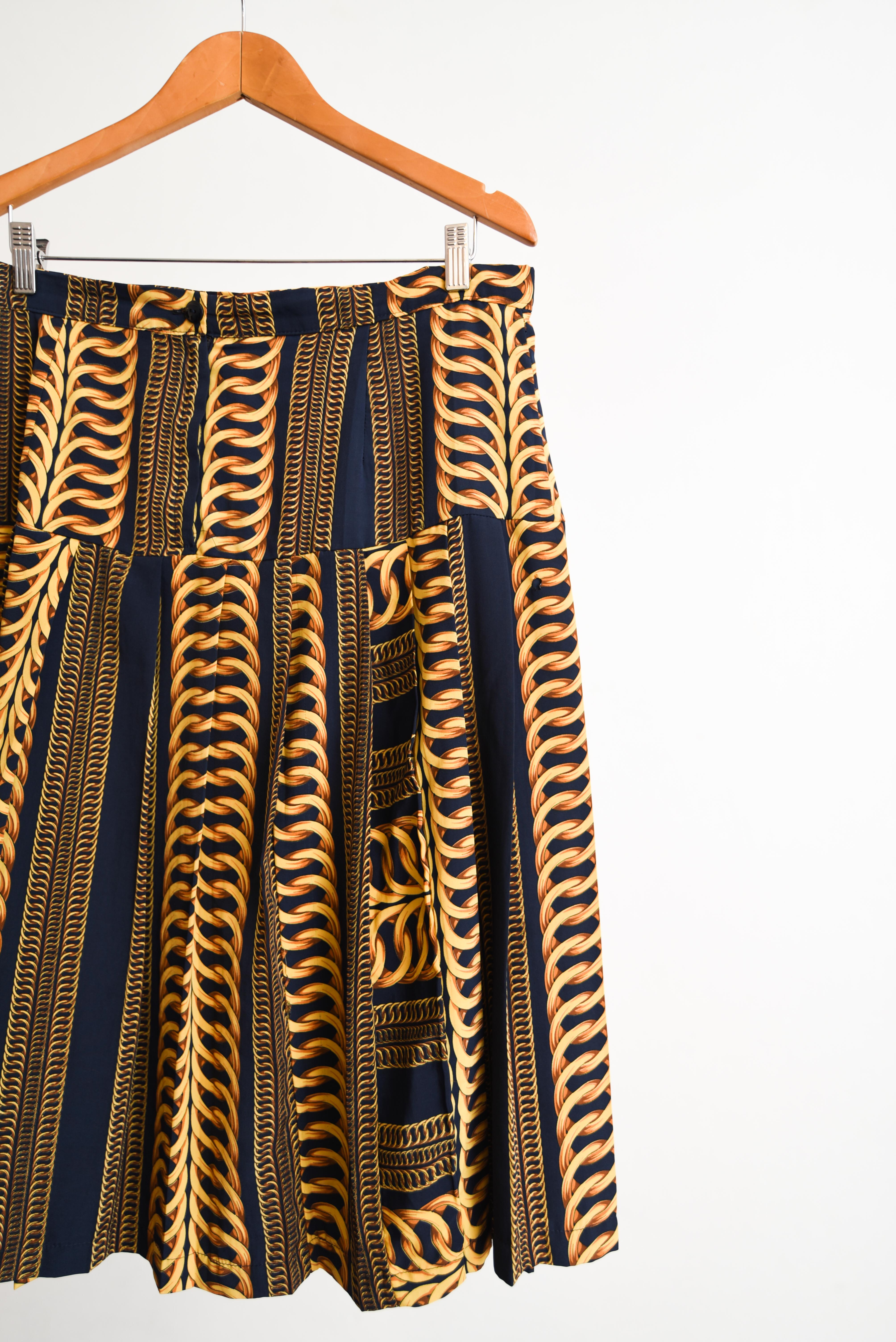 Falda midi azul cadenas