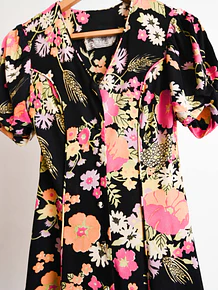 Vestido negro floral California 60s