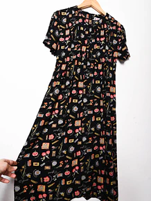Vestido negro 90s print