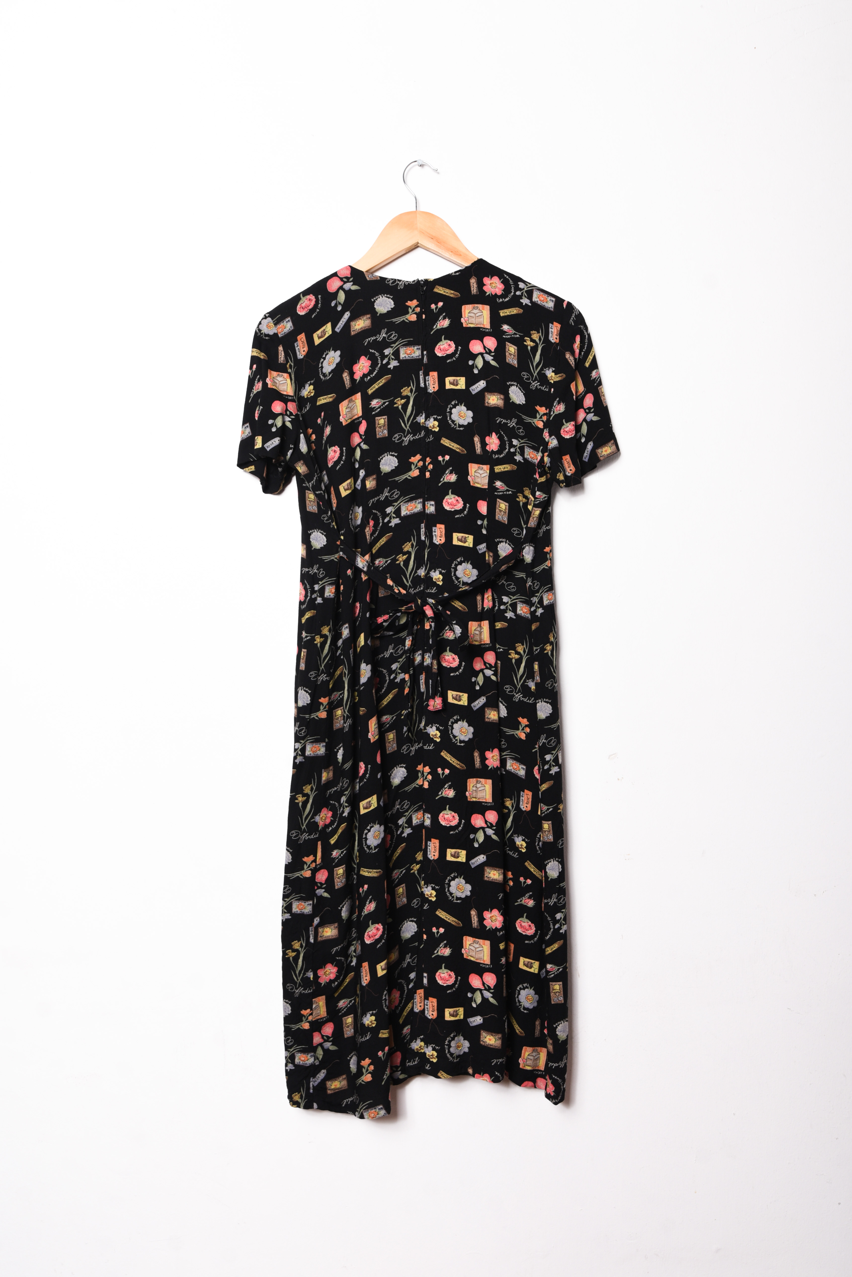 Vestido negro 90s print