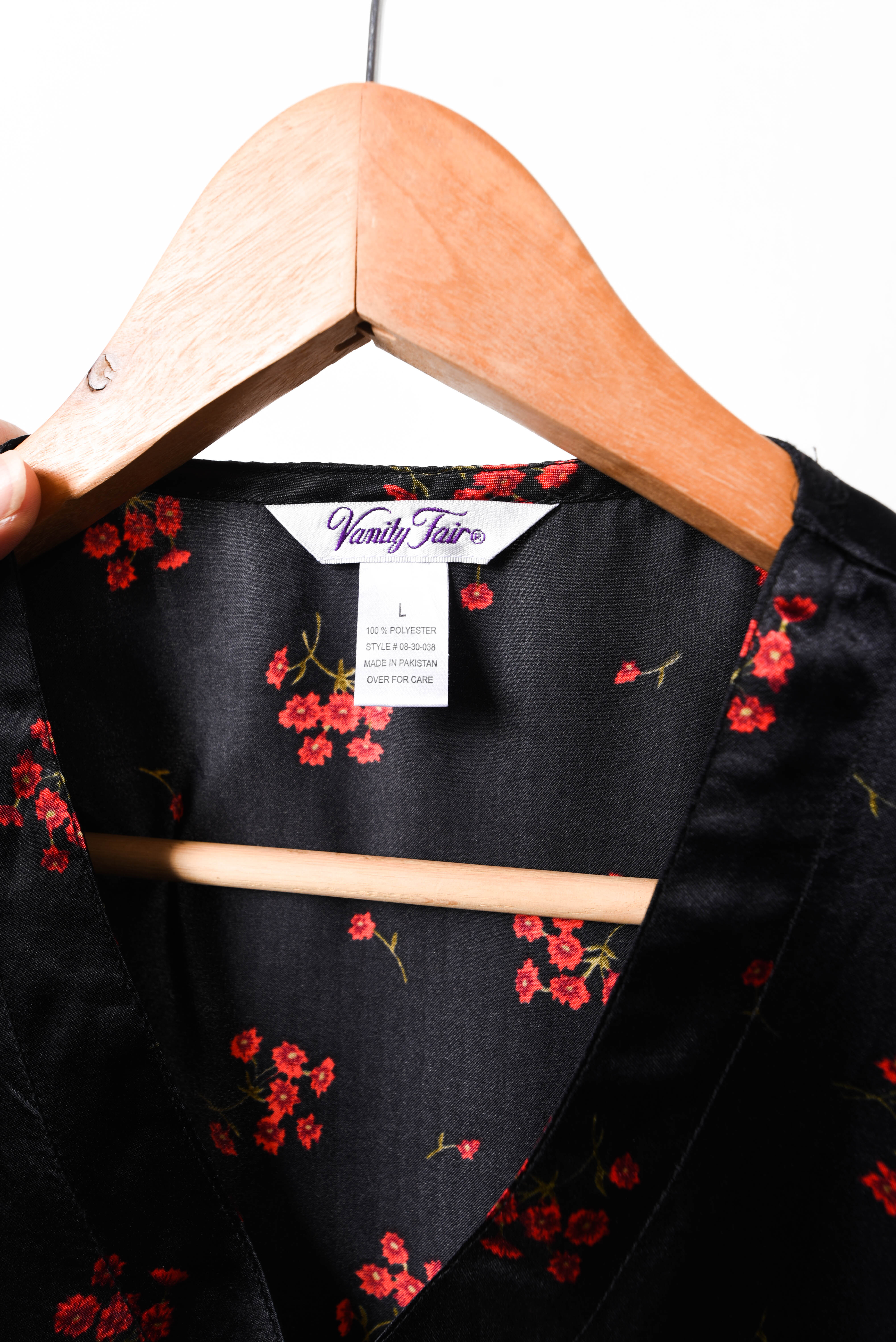 Camisola negra satín floral Vanity Fair