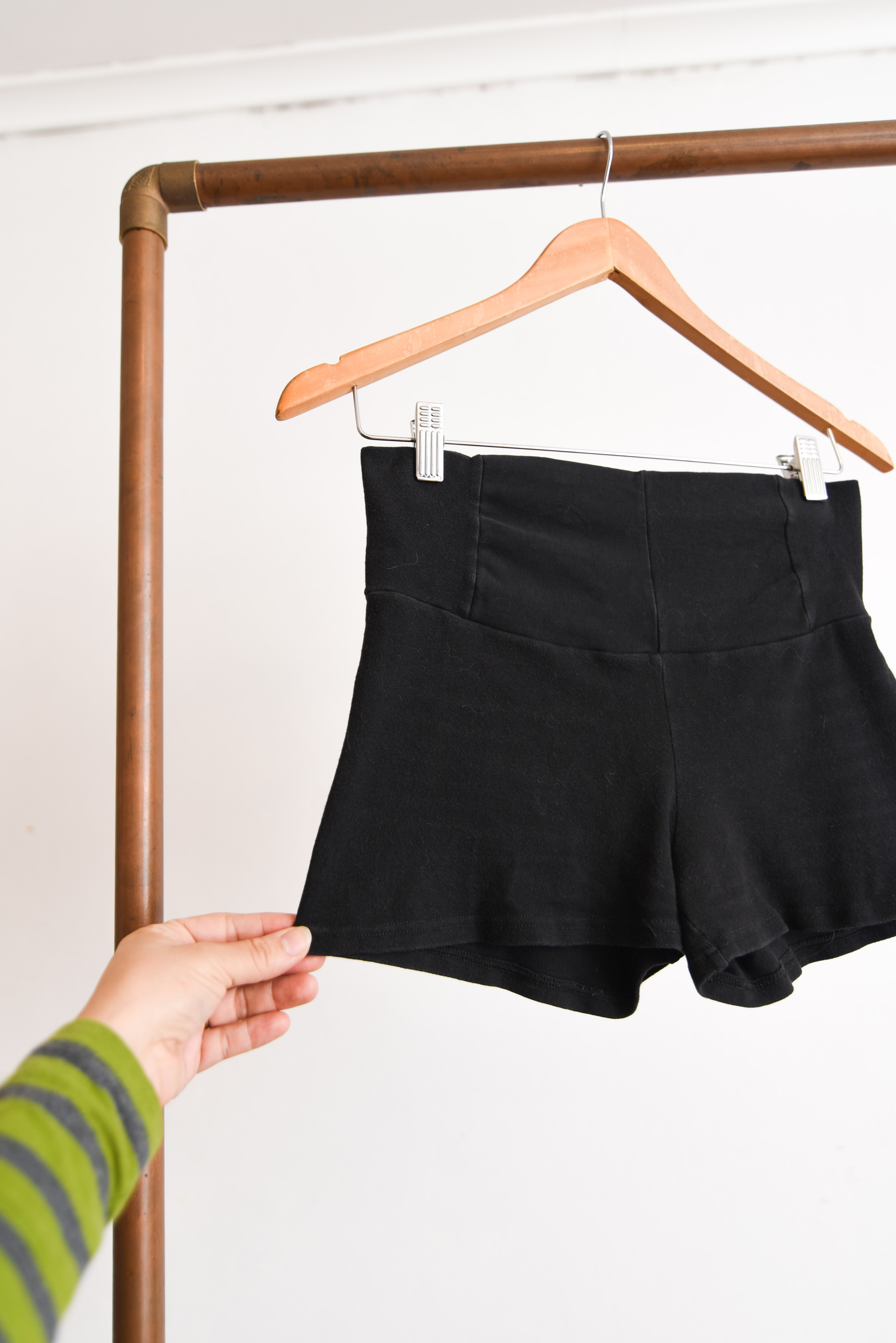 Short negro sporty