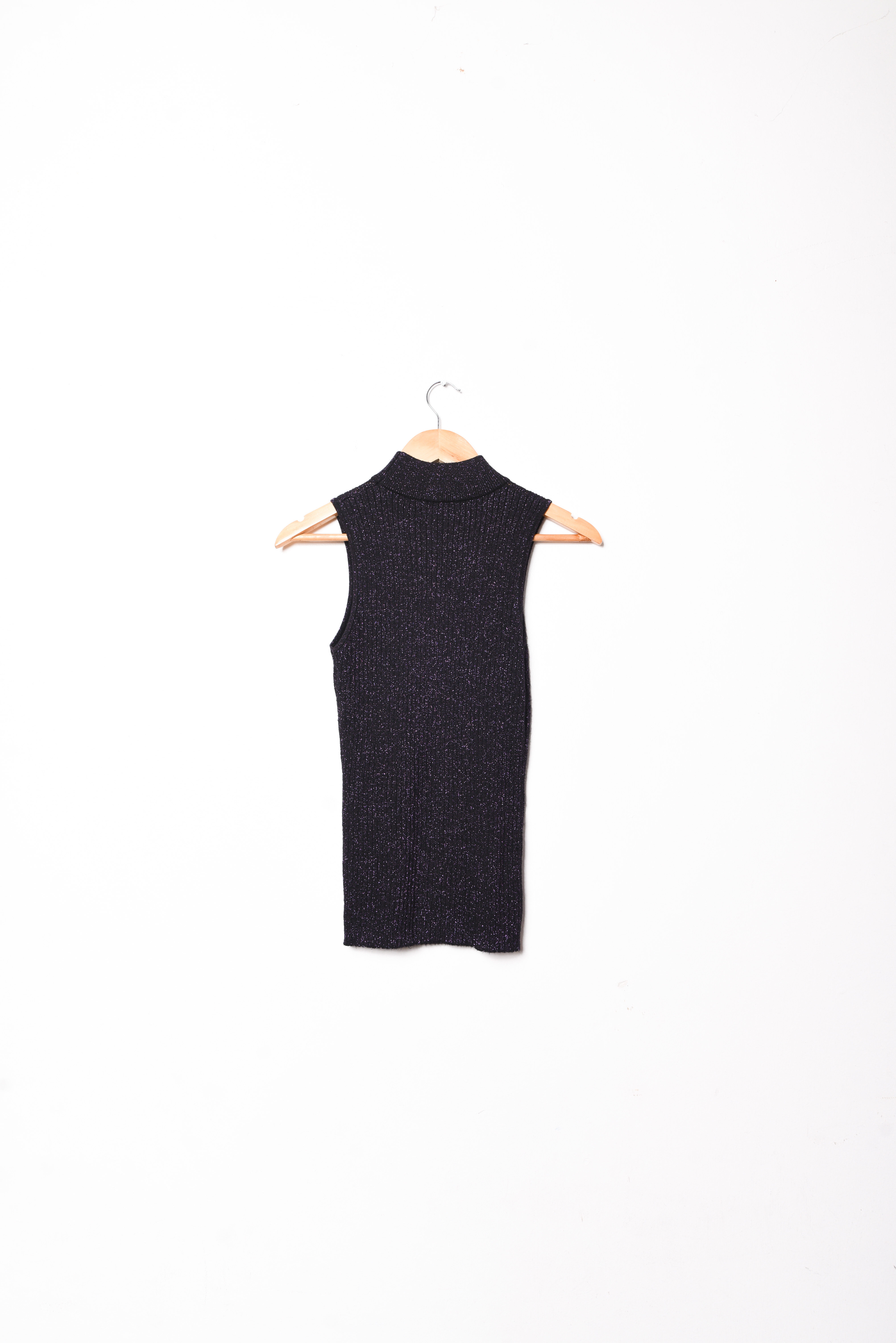 Top tejido negro brillos