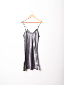 Slipdress gris satín