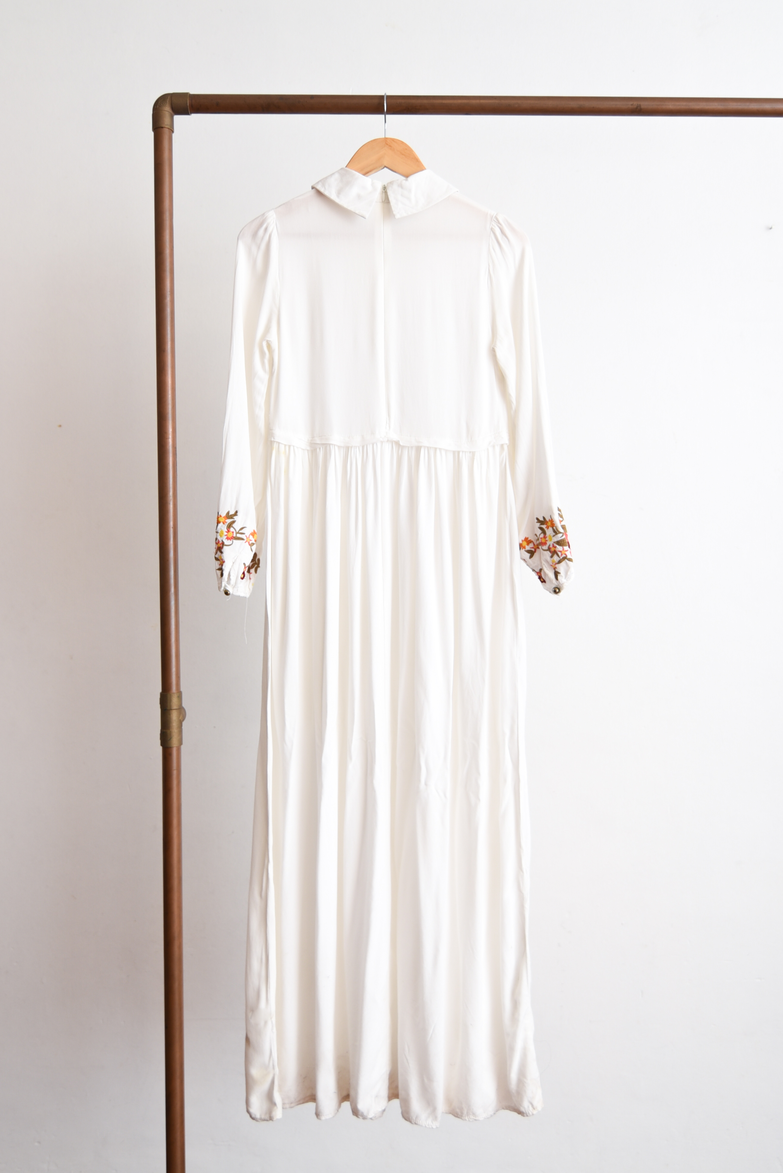 Maxi vestido blanco bordado