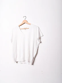 Polera tejida blanca
