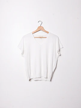 Polera tejida blanca